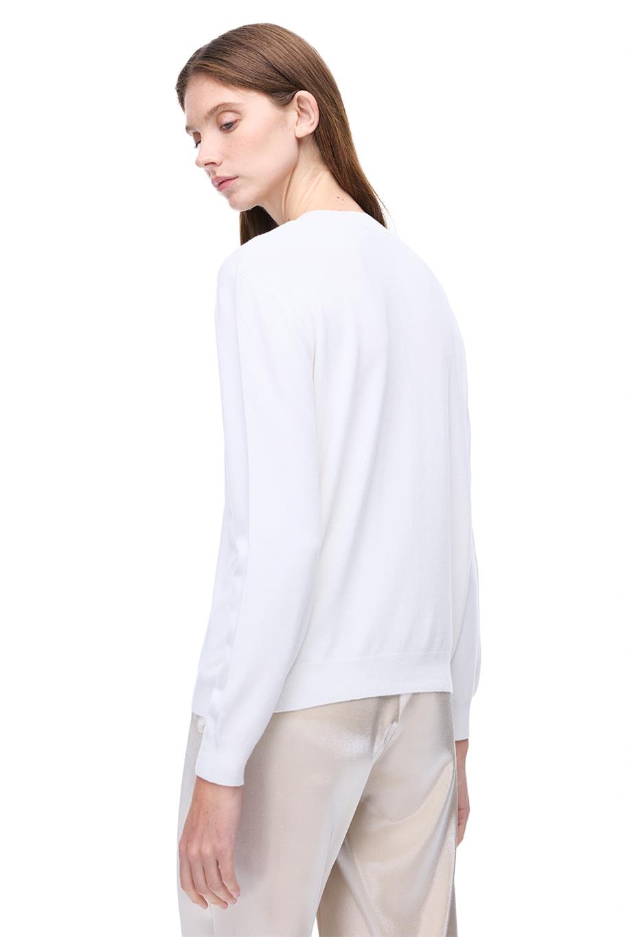 Triko Rahat Kalıp Standart Boy Takma Kol V-Yaka Ekru Kazak