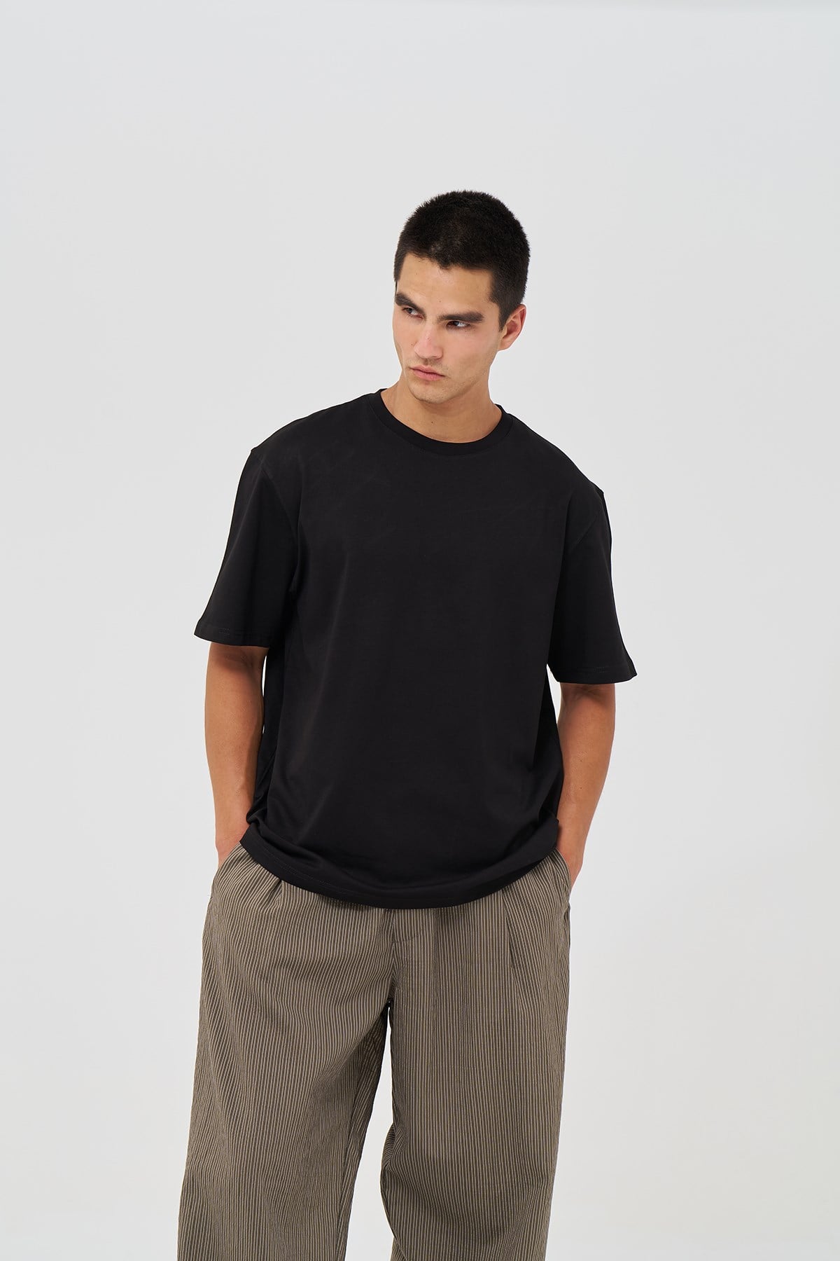 Basic Regular Fit Tişört Erkek /02 Siyah