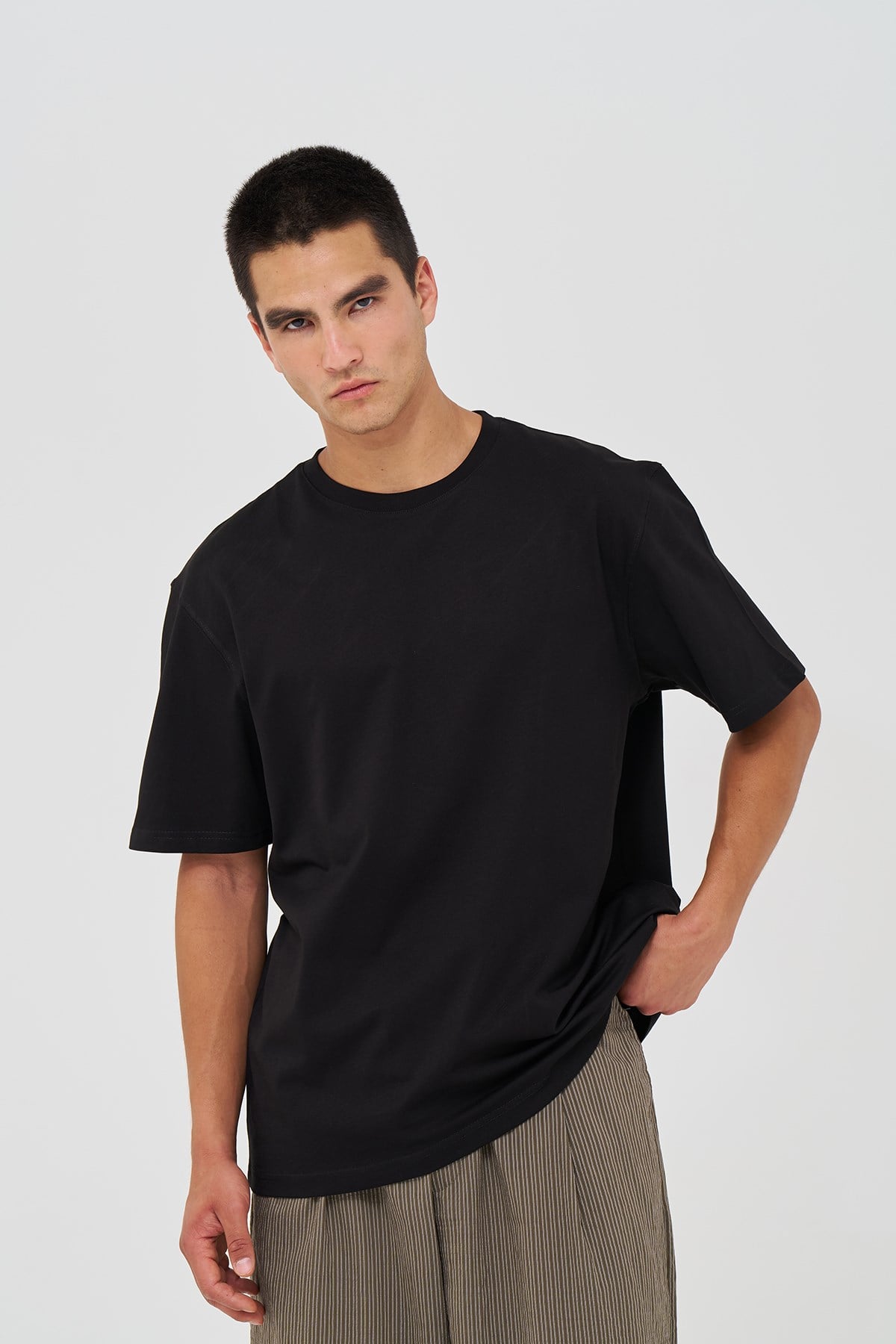 Basic Regular Fit Tişört Erkek /02 Siyah