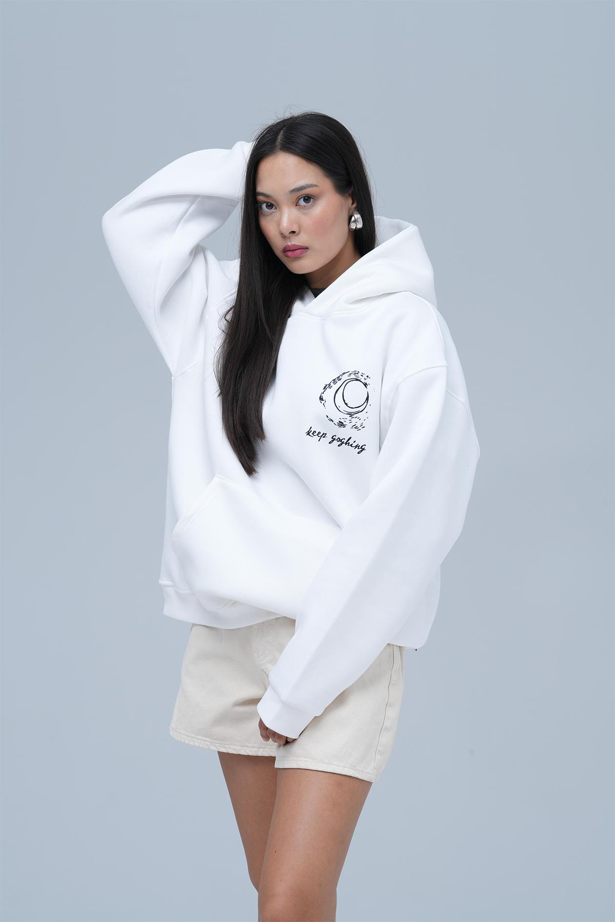 Beyond the Frame Oversize Sweatshirt Kadın Ekru