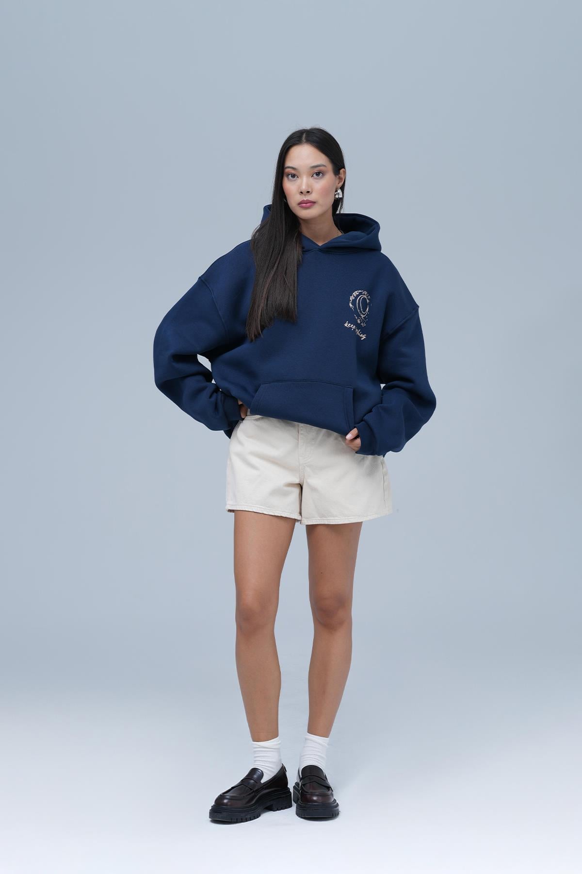 Beyond the Frame Oversize Sweatshirt Kadın İndigo