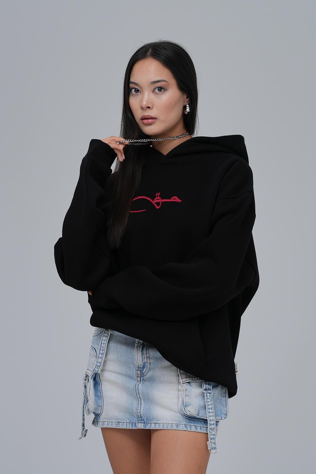 Calligraphy Carpet Oversize Sweatshirt Kadın Siyah