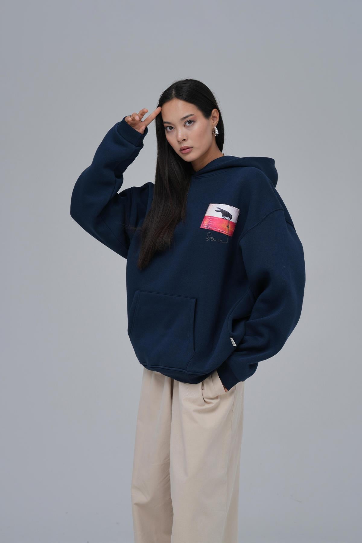 Crow of Transformation Oversize Sweatshirt Kadın İndigo
