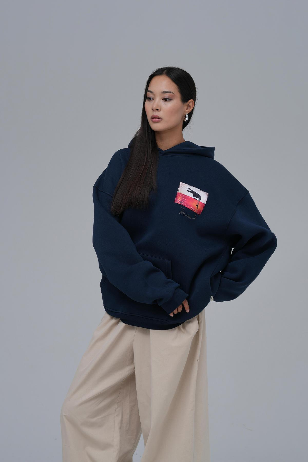 Crow of Transformation Oversize Sweatshirt Kadın İndigo