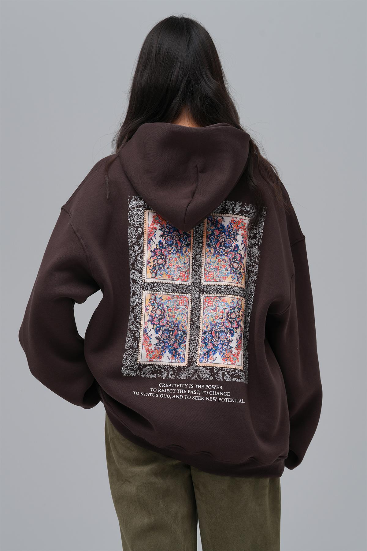 Endless Metamorphosis Oversize Sweatshirt Kadın Kahverengi