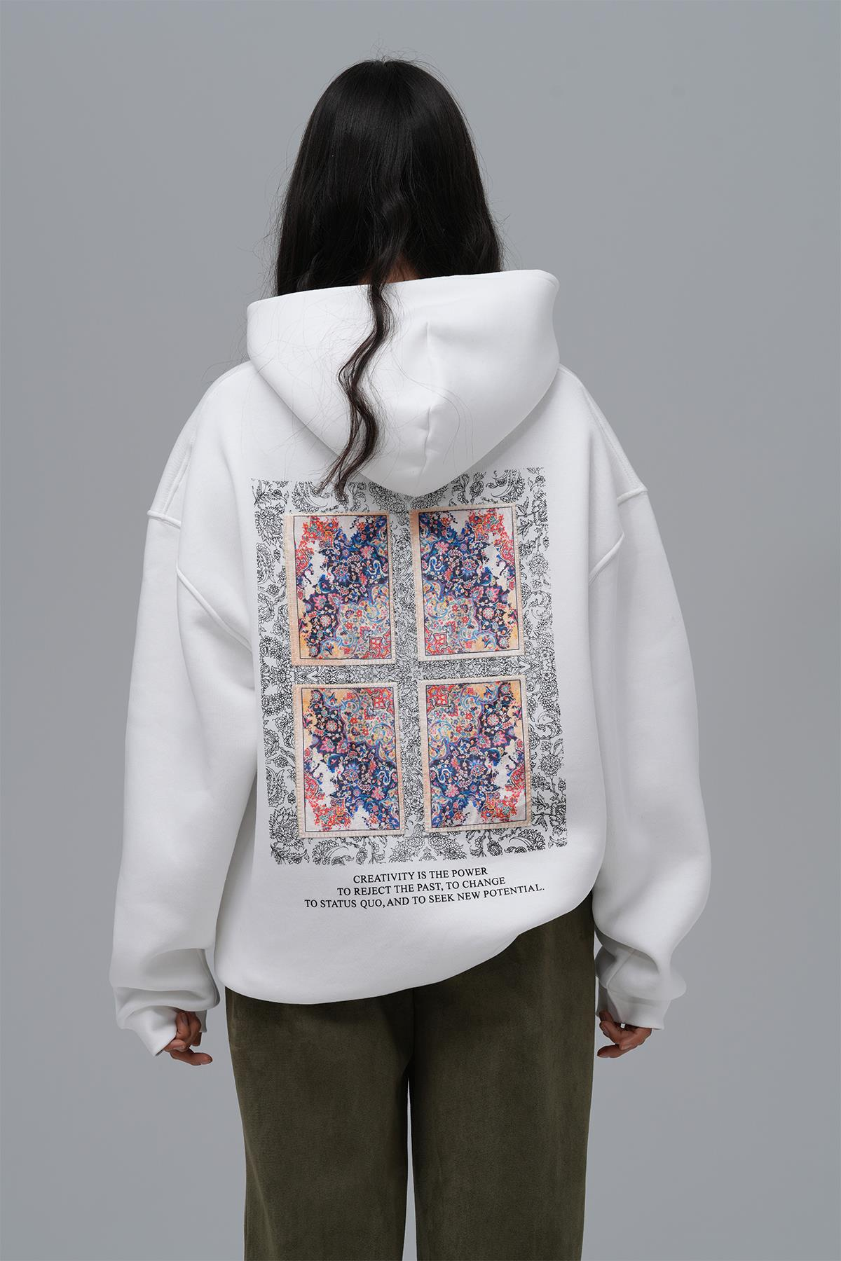 Endless Metamorphosis Oversize Sweatshirt Kadın Taş
