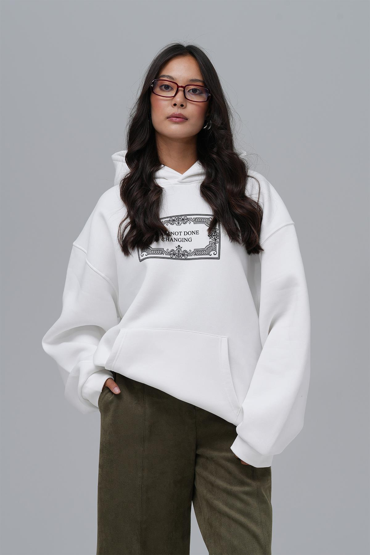 Endless Metamorphosis Oversize Sweatshirt Kadın Taş
