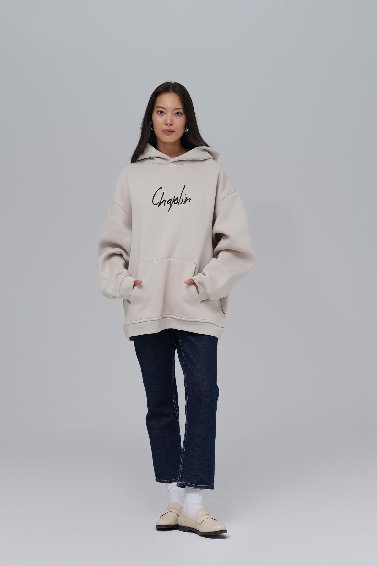 Frames of Laughter Oversize Sweatshirt Kadın Taş