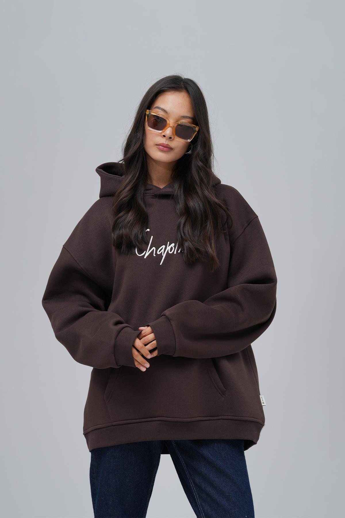 Frames of Laughter Oversize Sweatshirt Kadın Kahverengi