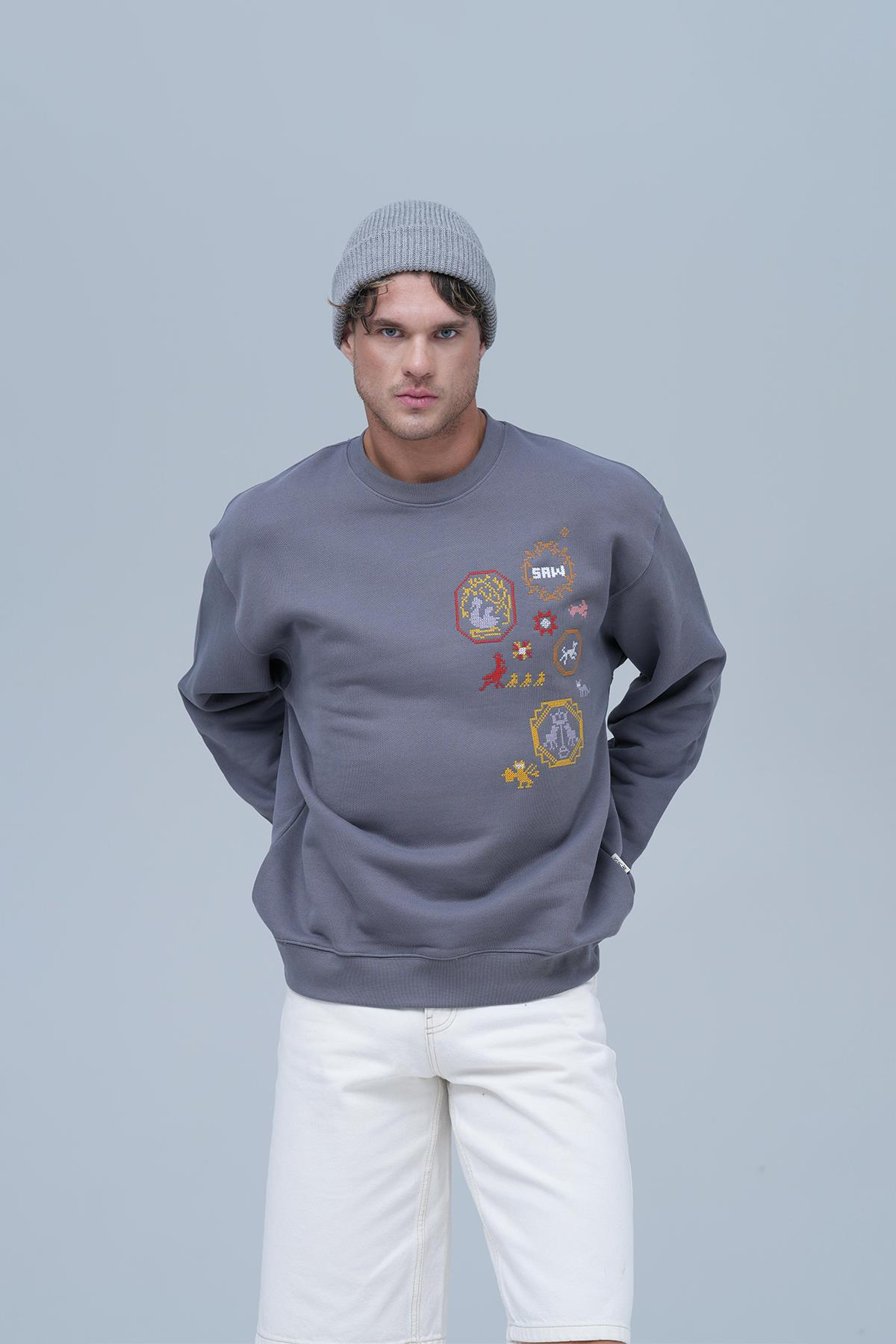 Pixel Heritage Bisiklet Yaka Sweatshirt Erkek Füme