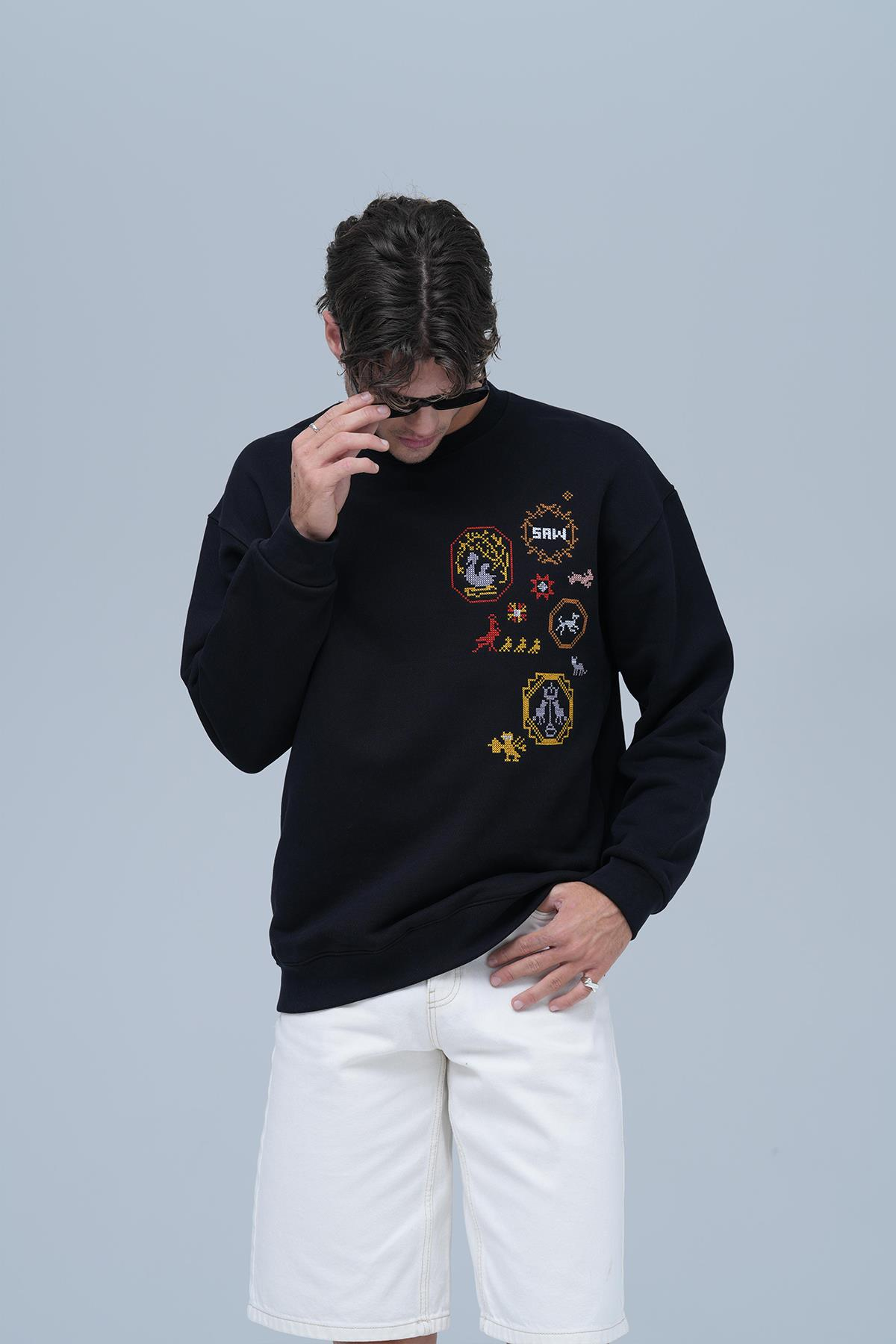 Pixel Heritage Bisiklet Yaka Sweatshirt Erkek Siyah