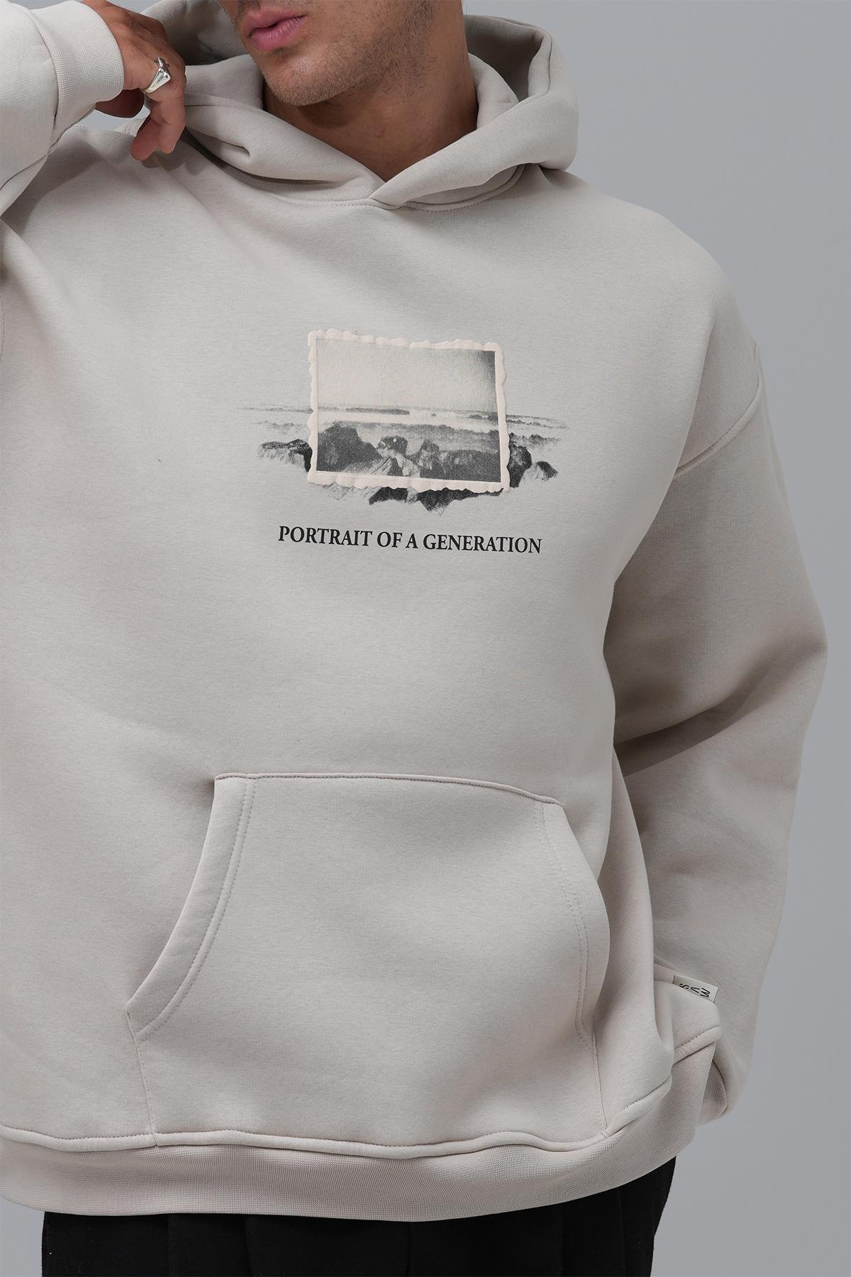 Portrait of a Generation Oversize Sweatshirt Erkek Ekru