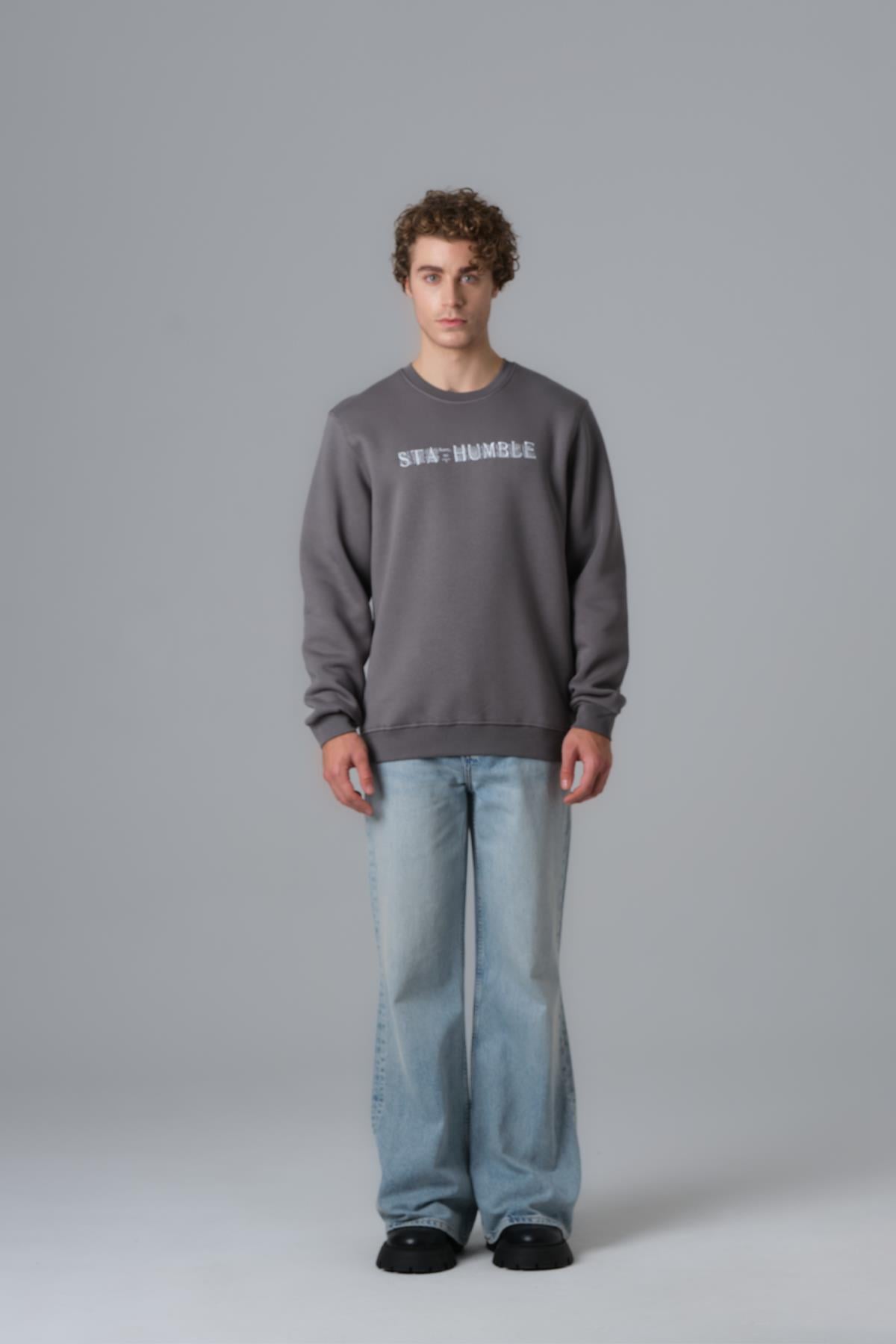 Stay Humble Oversize Sweatshirt Erkek Füme