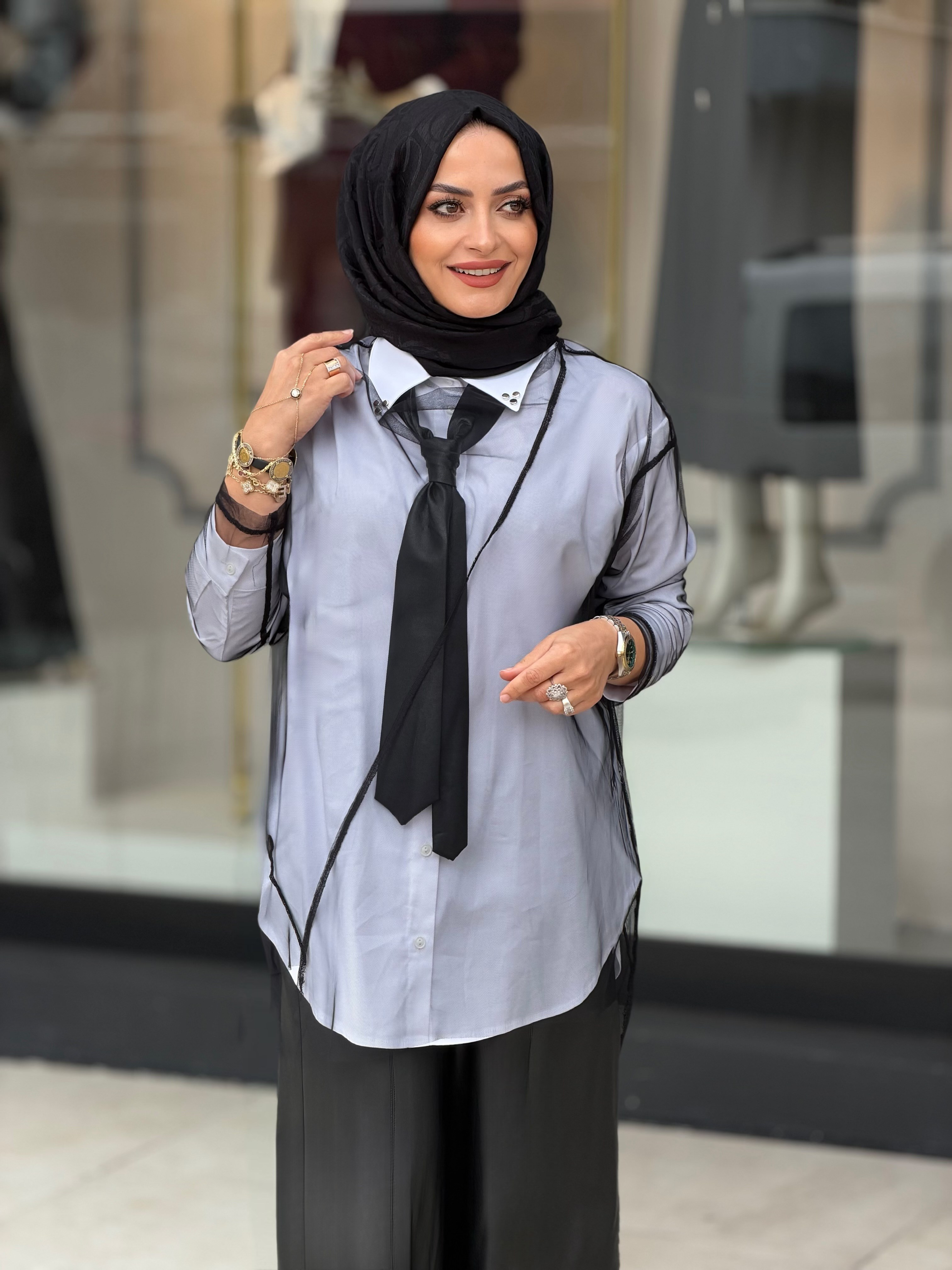 KRAVAT DETAYLI TÜL GÖMLEK