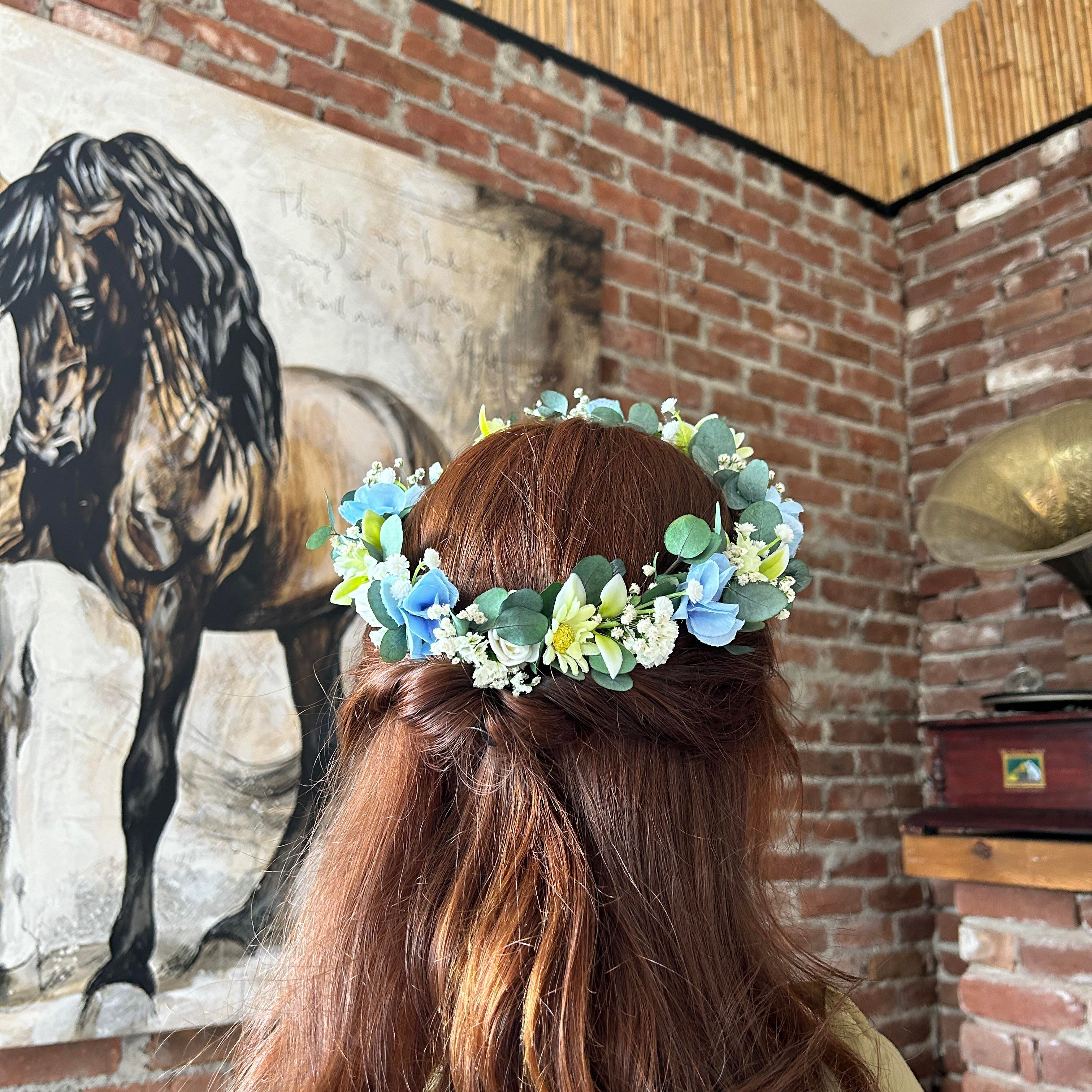 TURKUAZ MAVİ ÇİÇEKLİ TAÇ