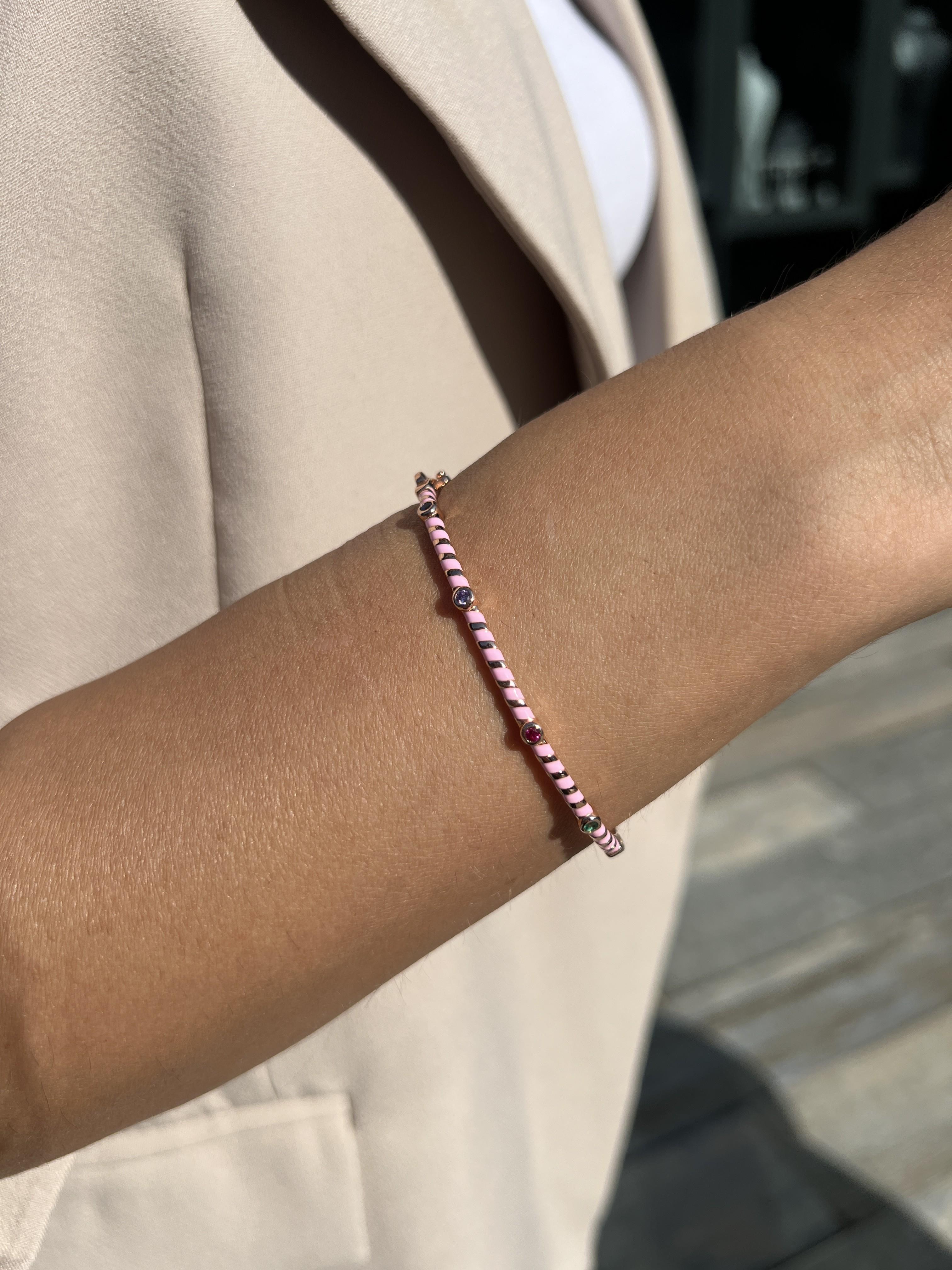 Pembe Renkli Taşlı Gümüş Kelepçe