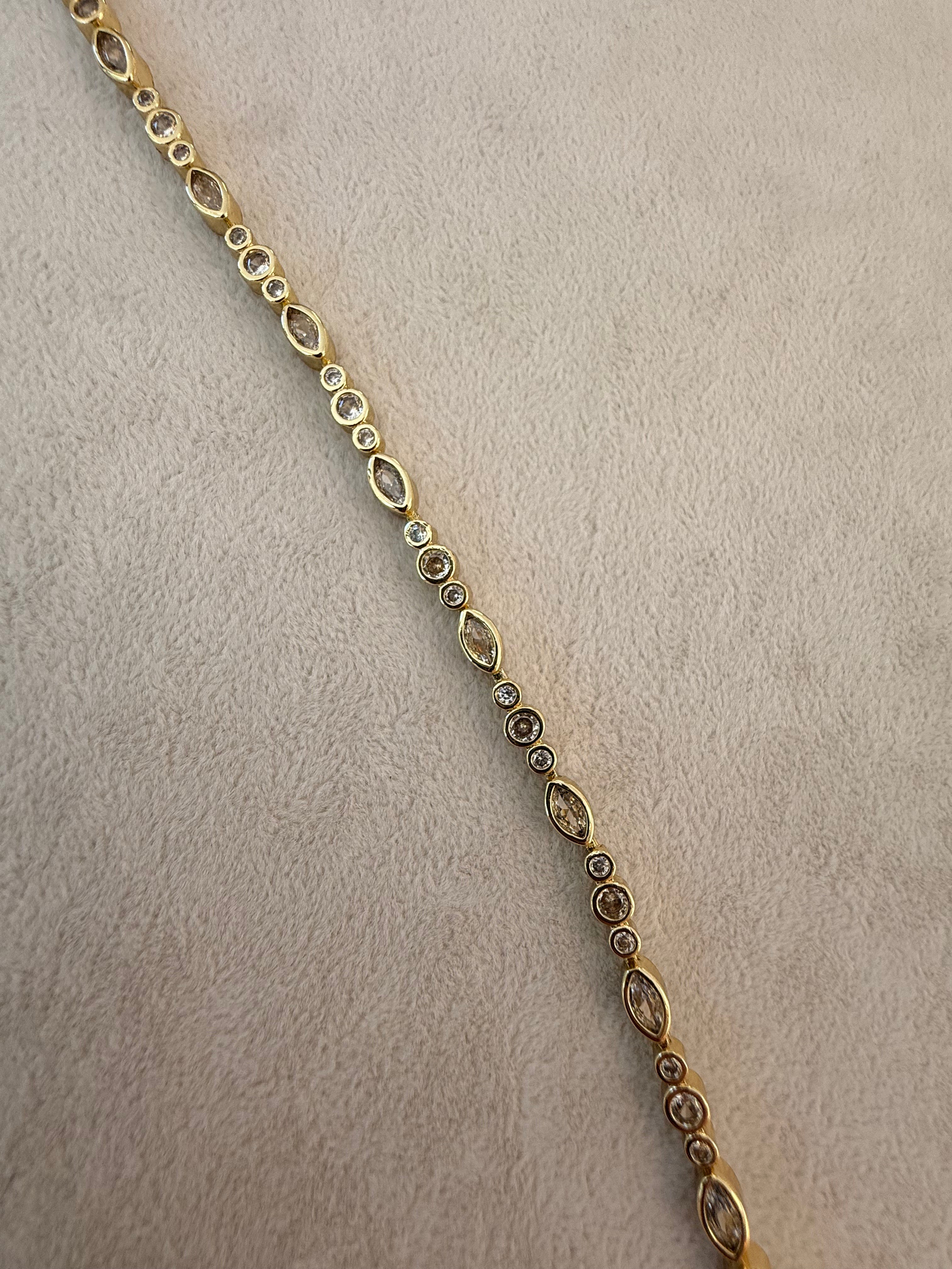 Zirkon Taşlı Damla Şekilli Bileklik- Gold