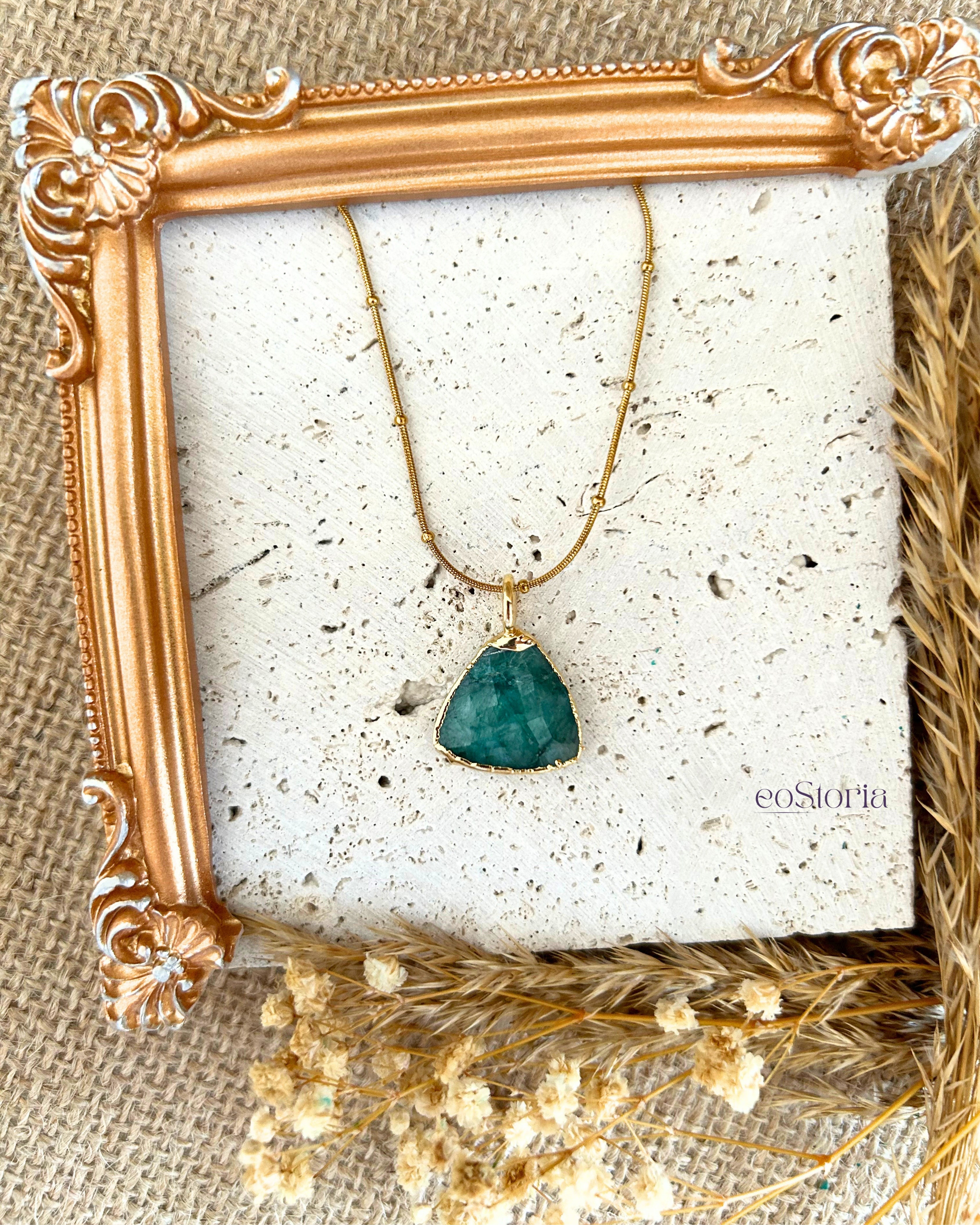 Emerald Grace Kolye