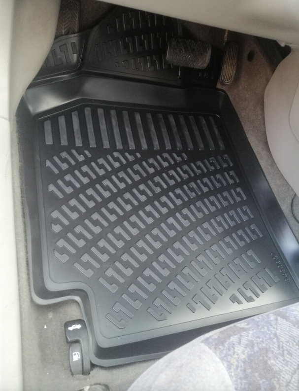 Toyota Corolla 1998-2002 Uyumlu 4.5D Havuzlu Paspas