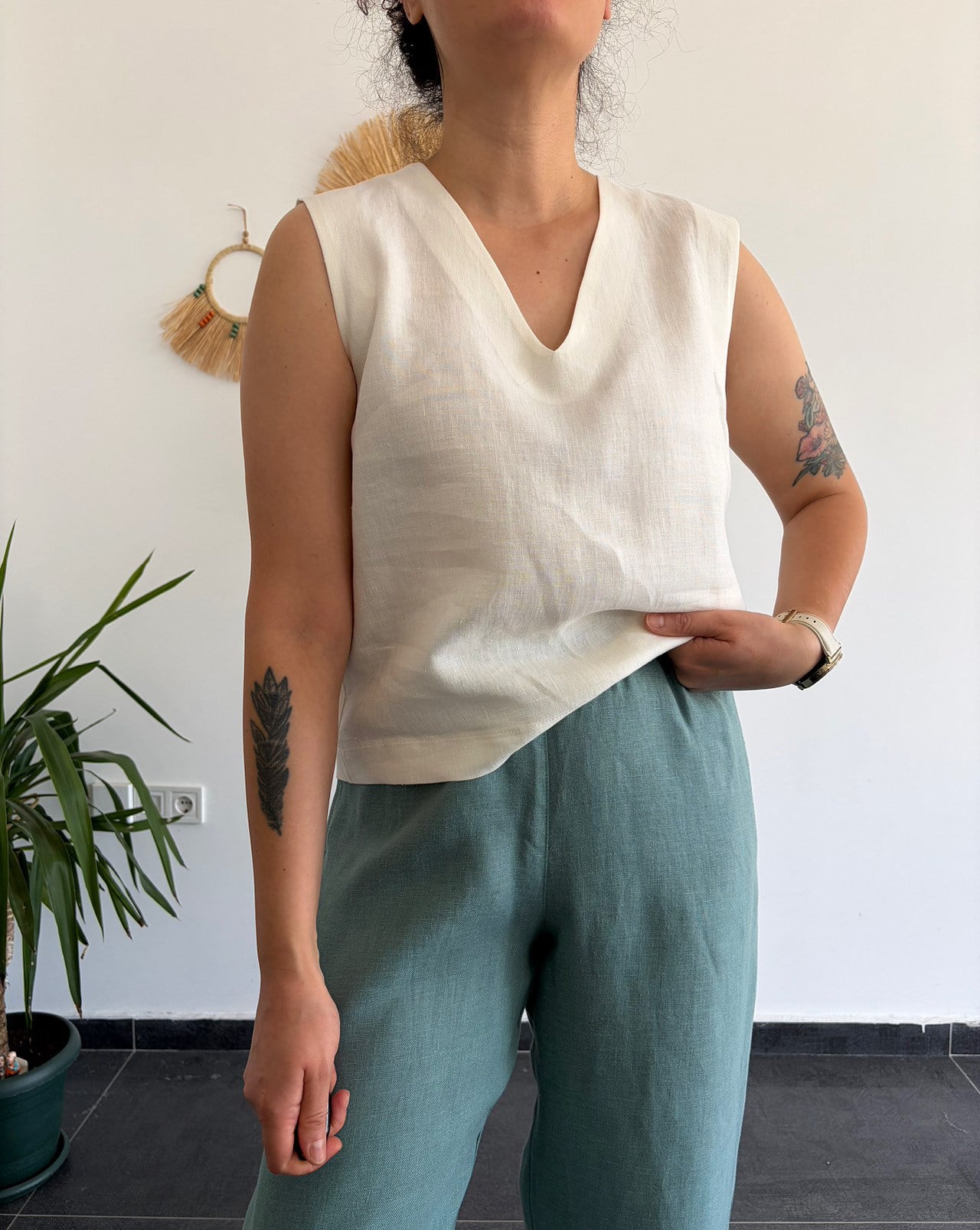 %100 Keten V yaka Ekru Bluz