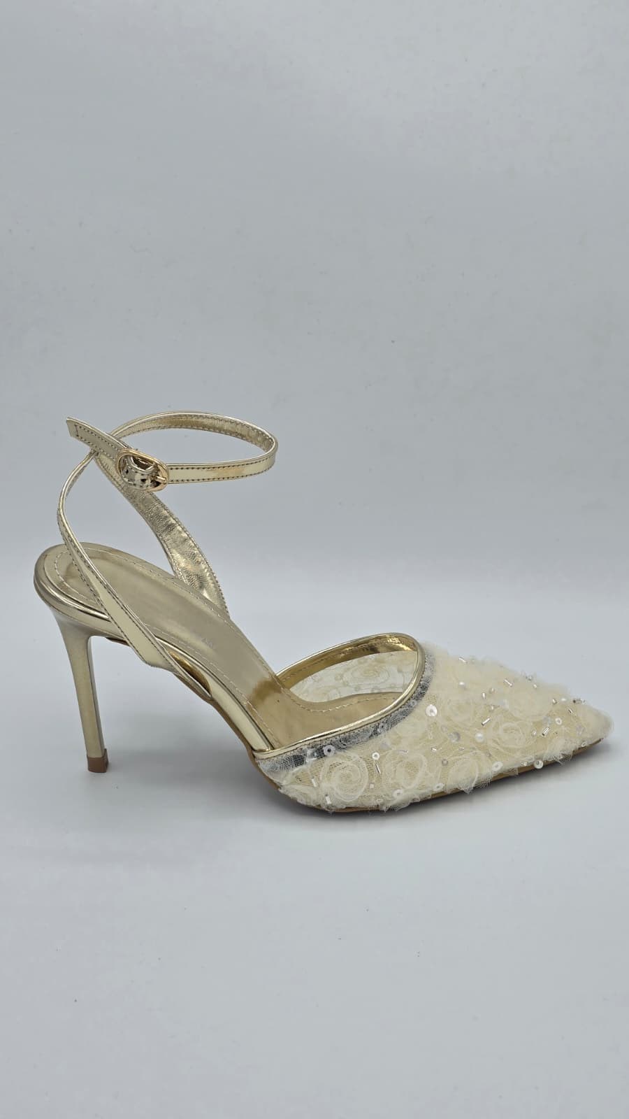 Luvestashoes Altın Parıltılı Nakış Detaylı Ortopedik Stiletto