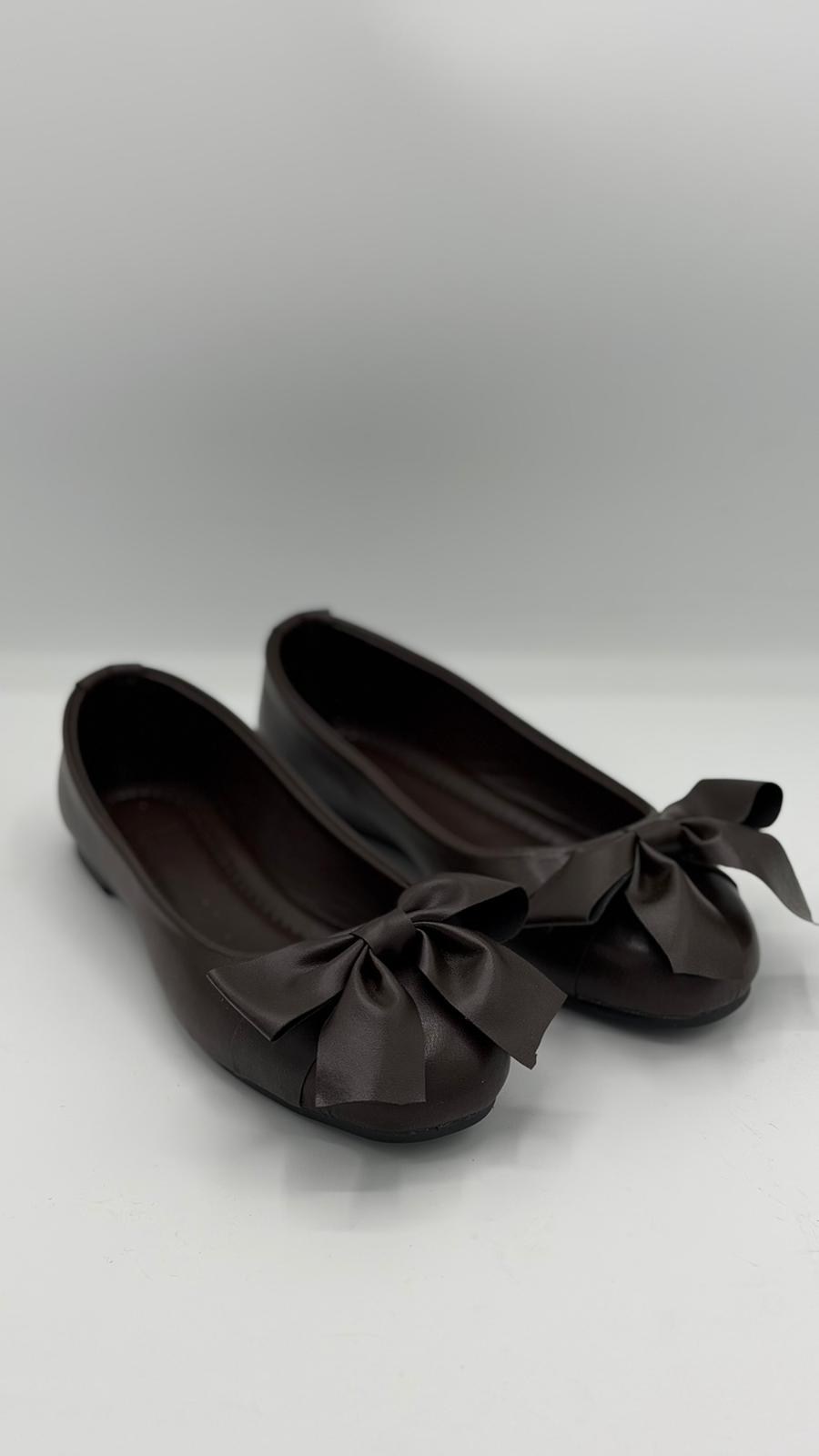 LUVESTASHOES FİYONK DETAYLI PREMİUM SUNİ DERİ BABET