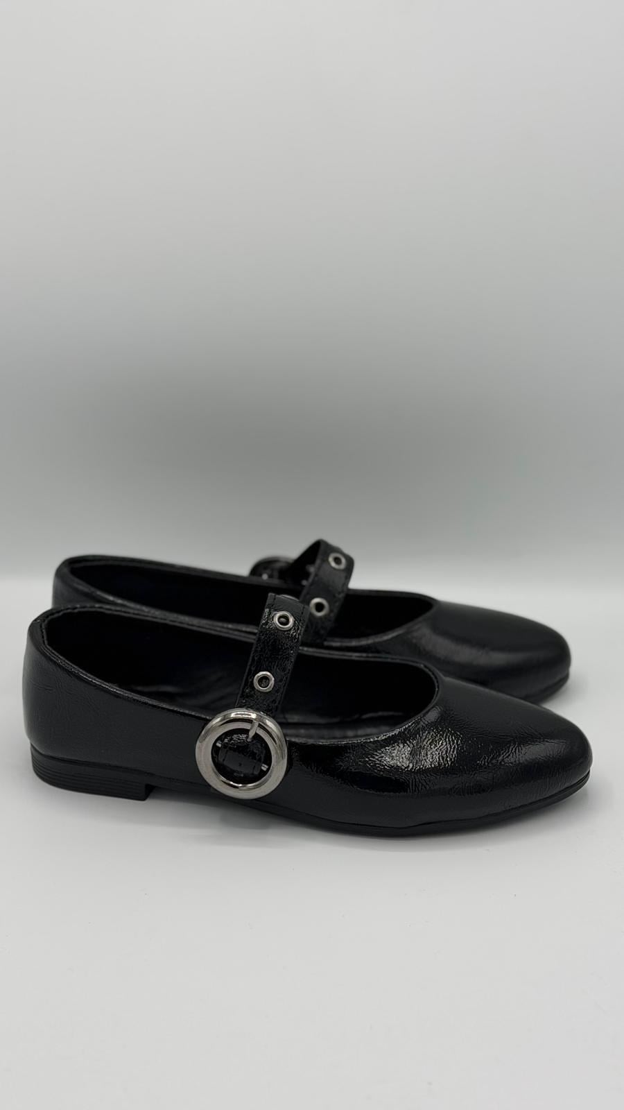 LUVESTASHOES GÜMÜŞ TOKALI SİVRİ BURUN BABET