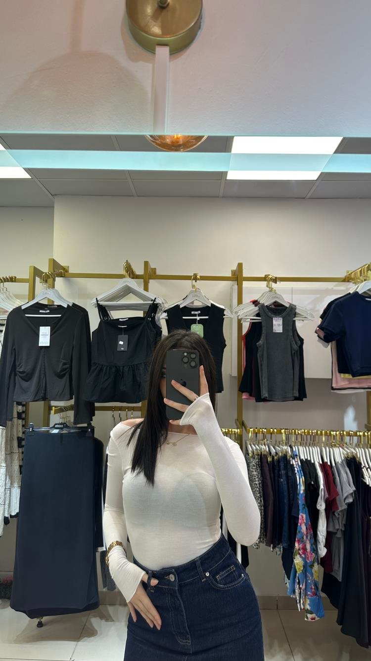 Beyaz renk kaşmir bluz