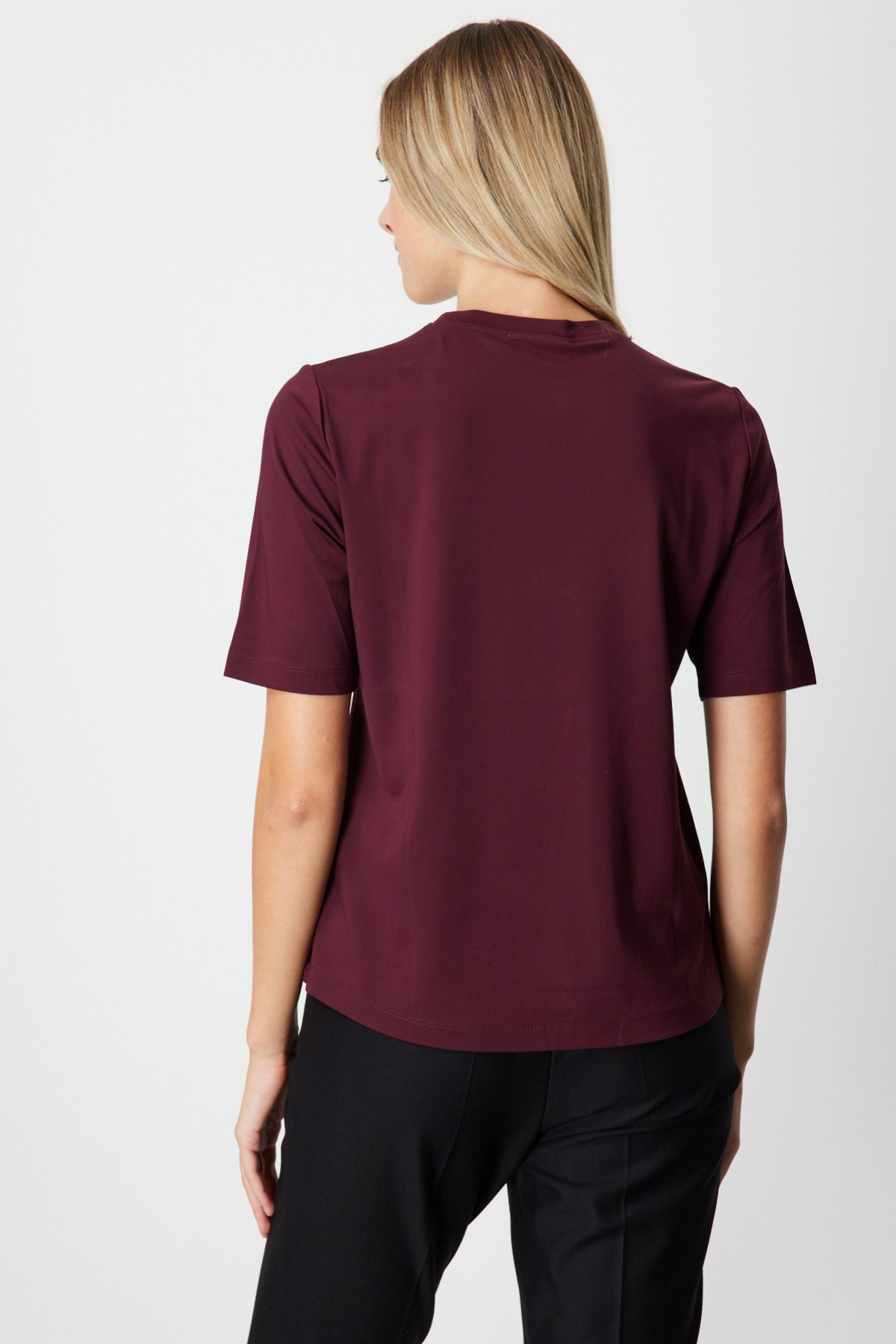 on-sifir-yaka-kisa-kollu-tisort-bordo--03886.jpg