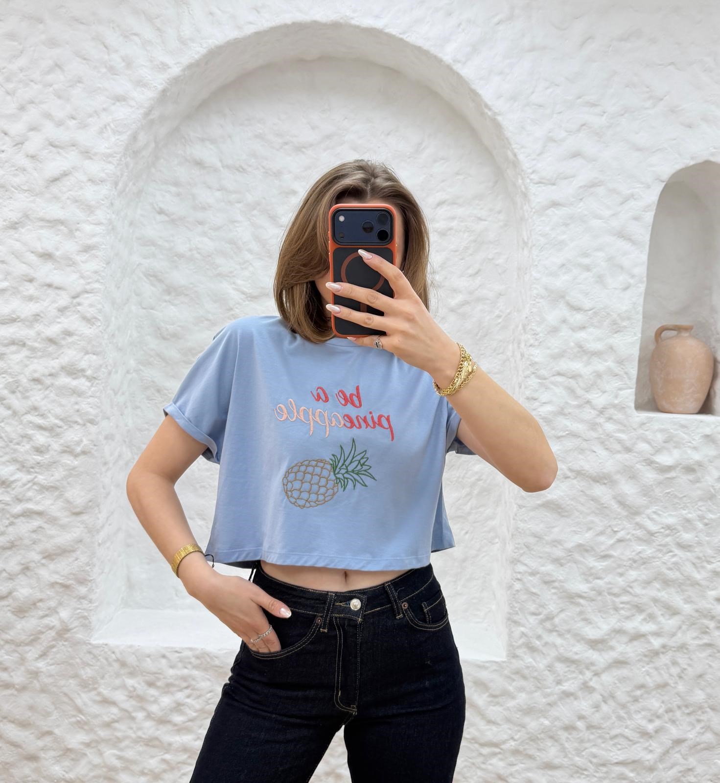 CROP T-SHIRT