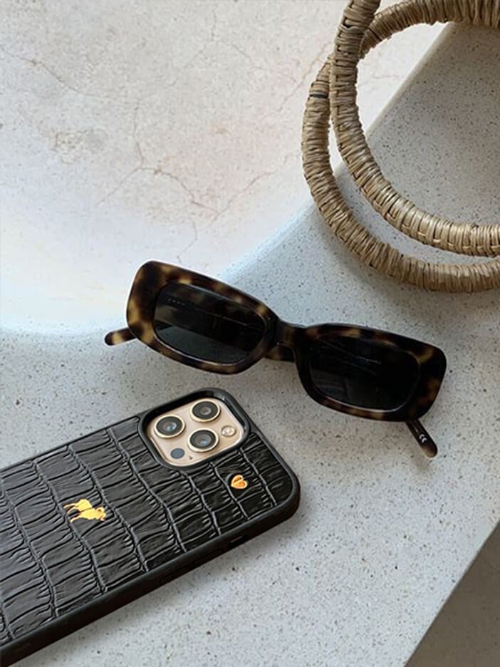 Deri iPhone Kılıf 15 Pro Max Siyah Croco