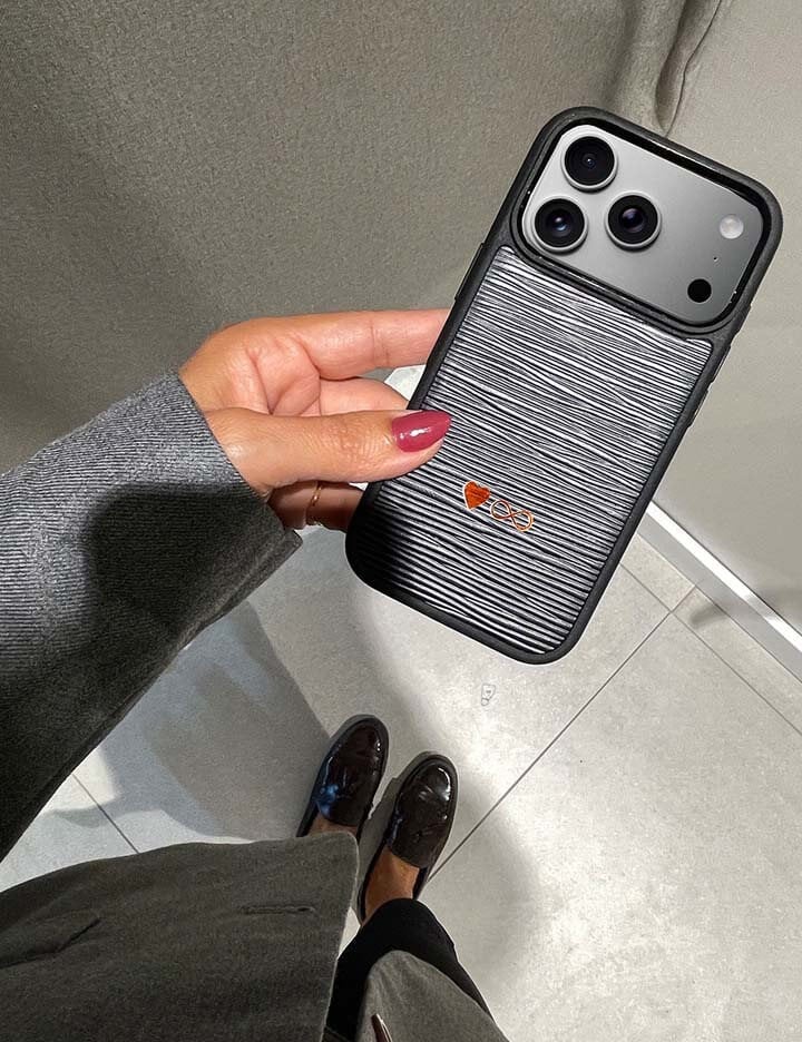 Deri iPhone Kılıf 17 Pro Max Siyah Epi