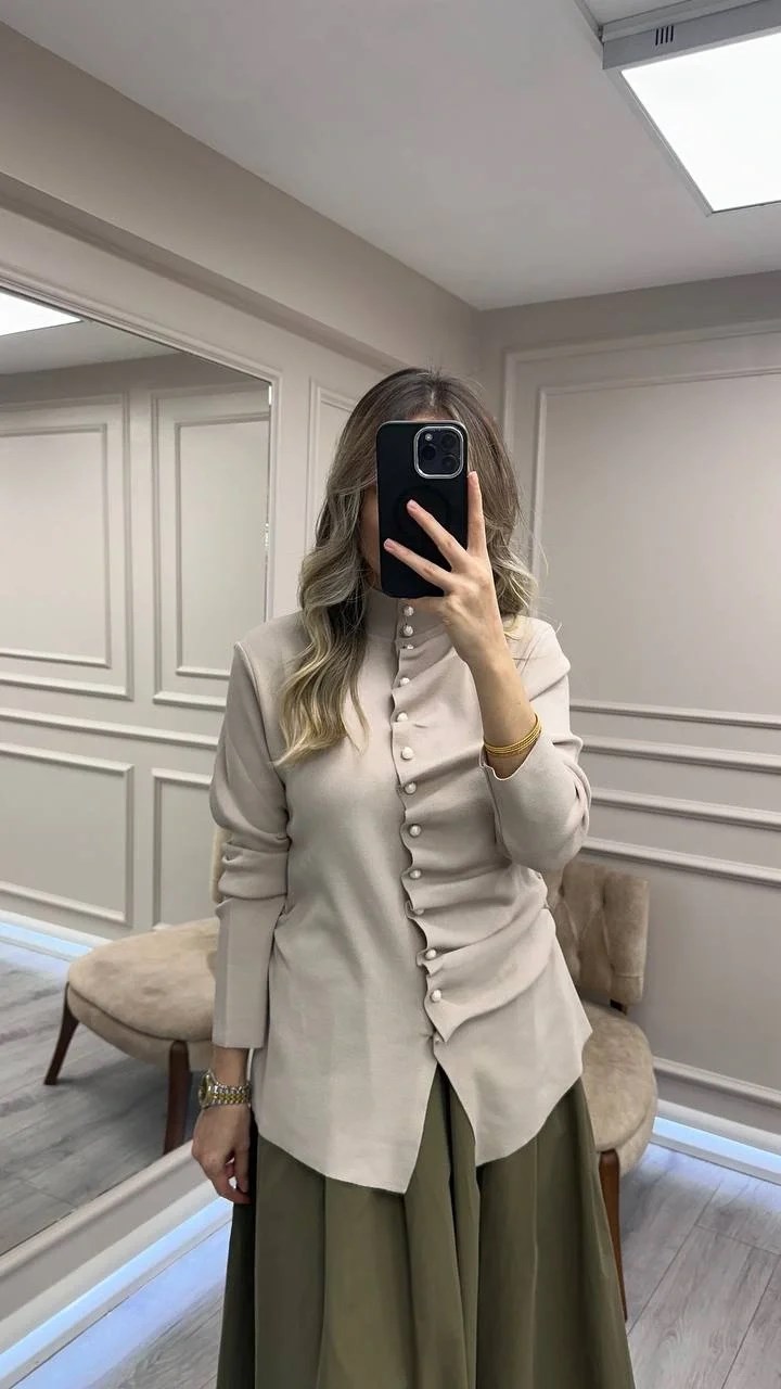Ghisa 26KOBHRK3294 Kum Düğme Detaylı Hırka