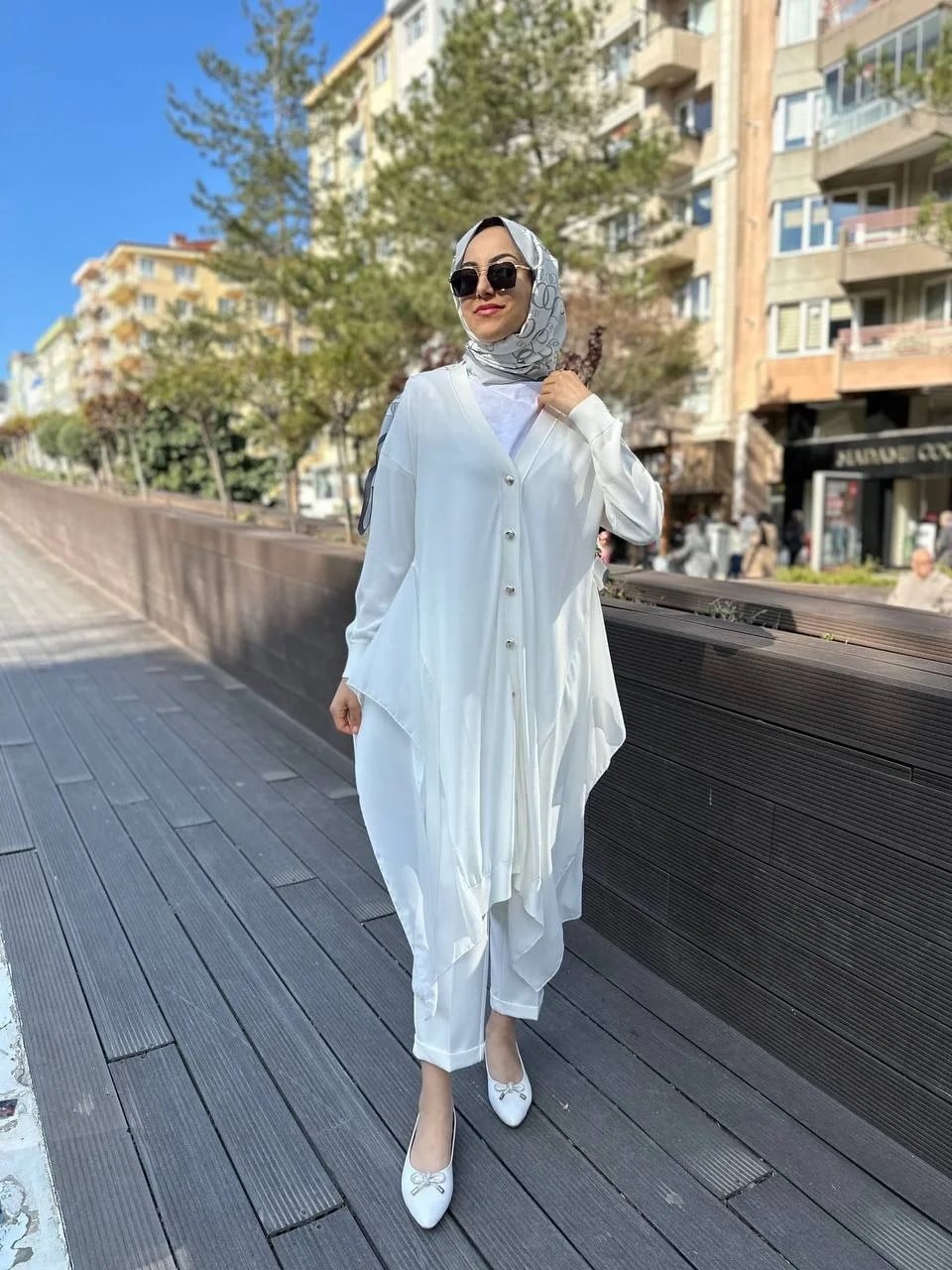 Ghisa 4KOBHRK3669 Ekru Yanları Şifon Kumaşlı Triko Hırka