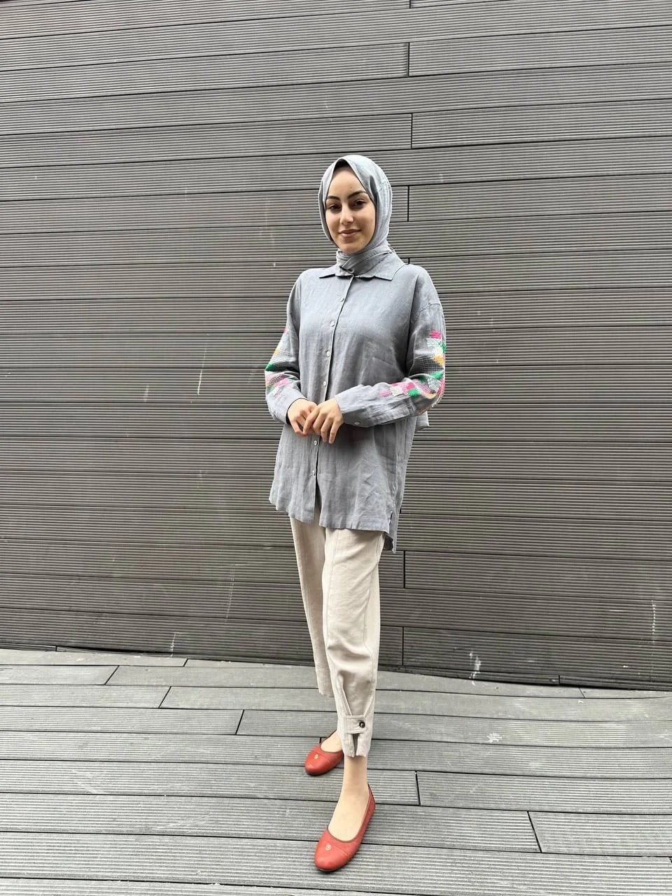Ghisa 4YGSTNK4487 Gri Kolları Nakışlı Keten Tunik