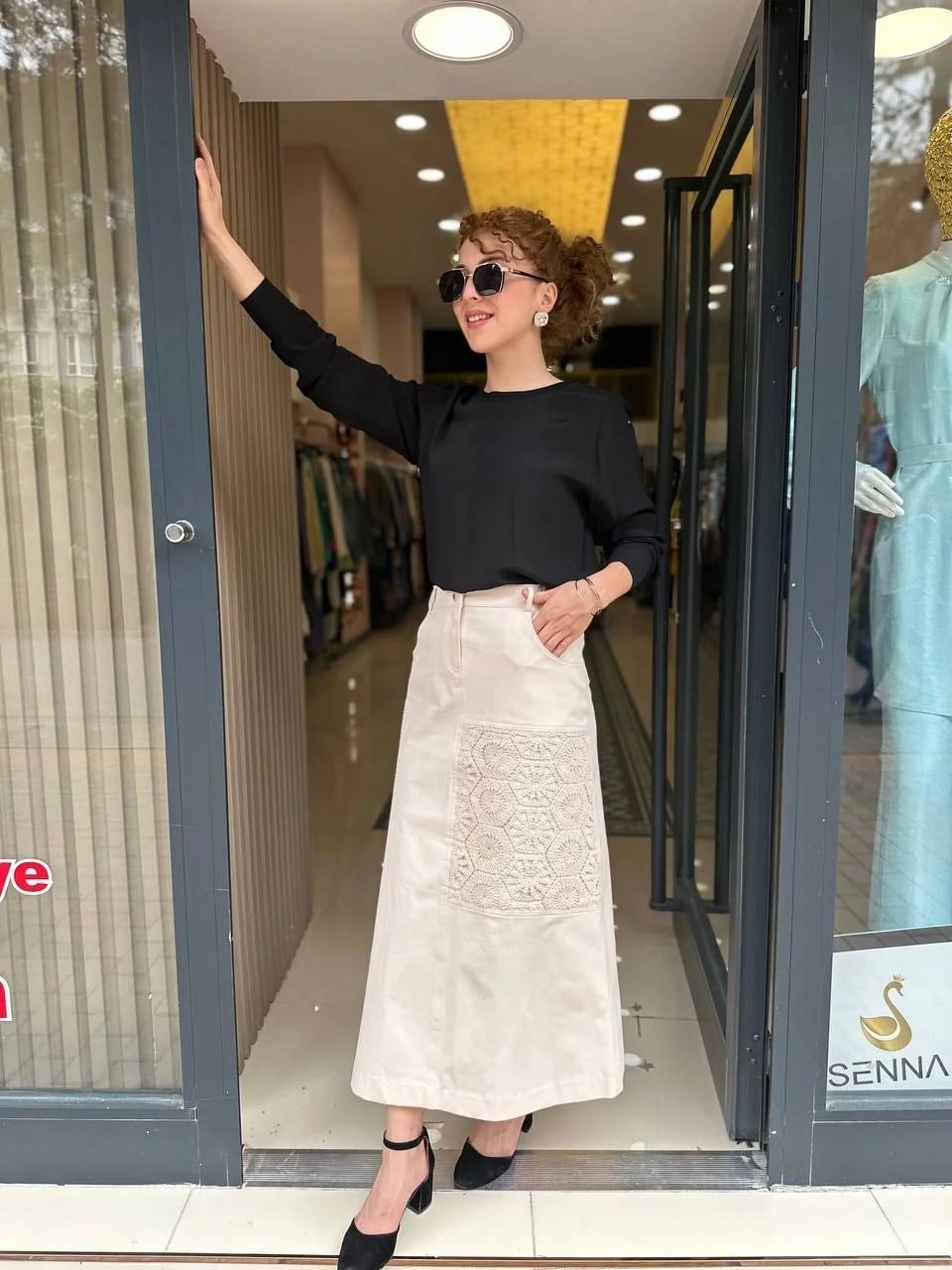 Heddy & Nurcan Çetin 23046 Taş Güpür Detaylı Etek