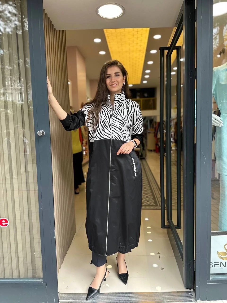 İnvee 6234 Siyah Fermuarlı Kap