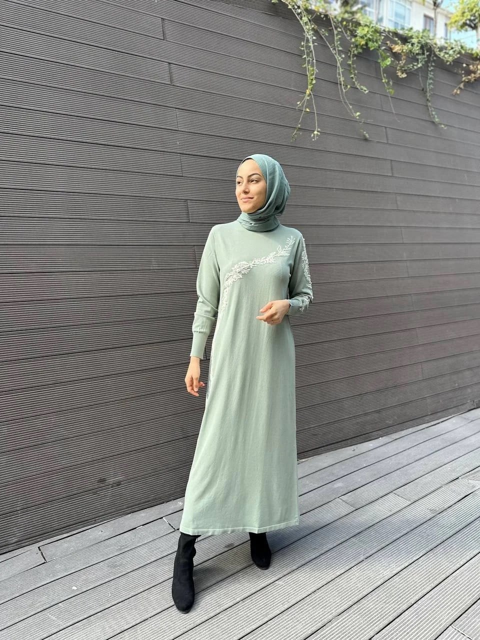 İnvee 6848 Küfrengi Güldalı Triko Elbise