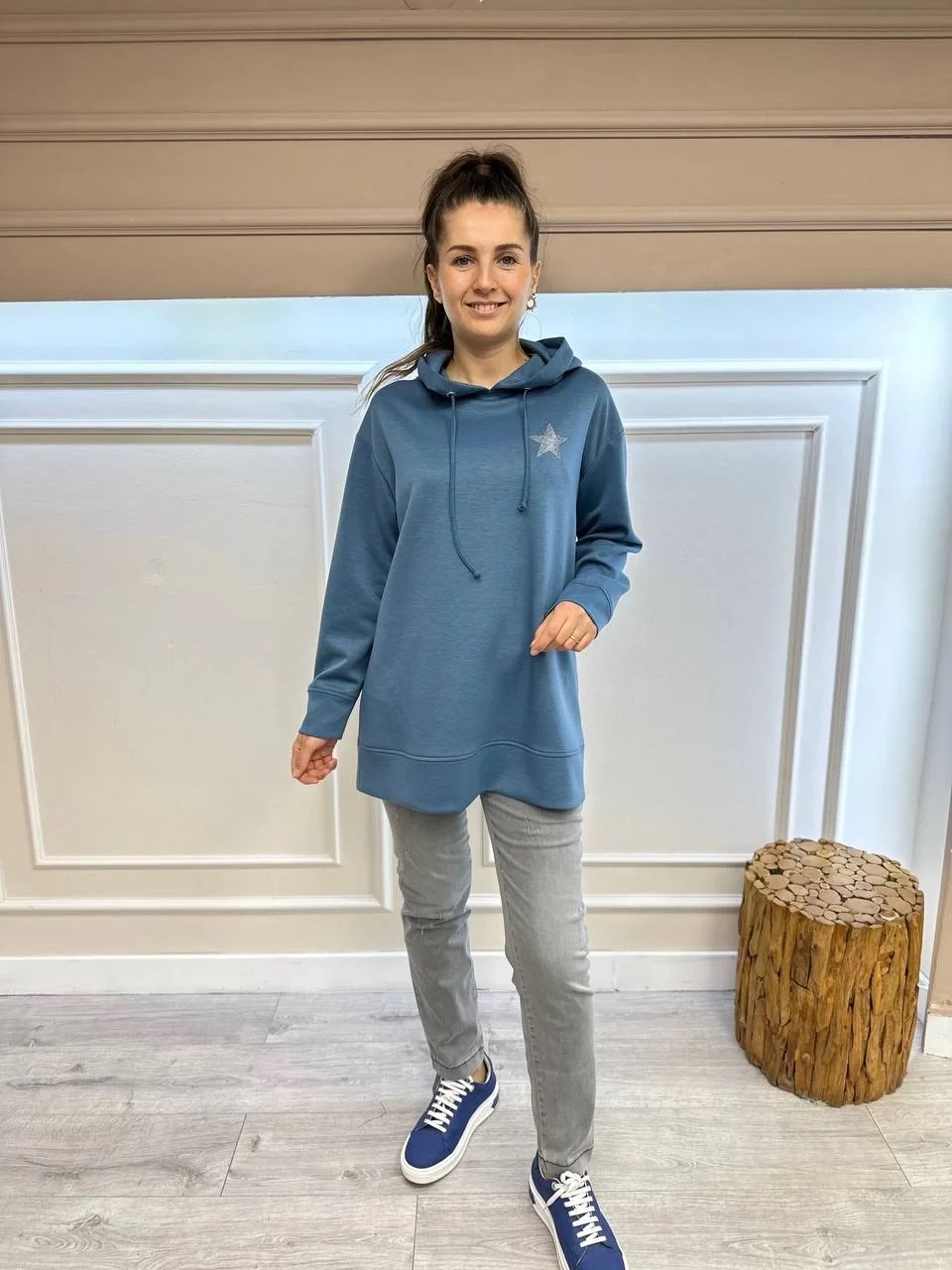 Lisa Exclusive F2002 Mavi Figure Sweat