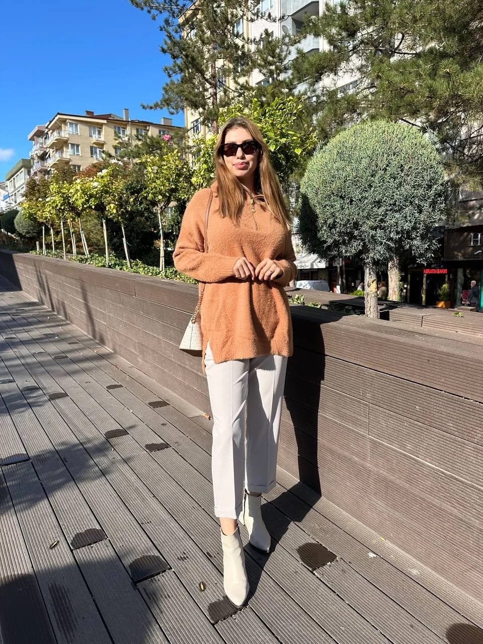 Missemramiss T4577 Camel Moderna Fermuarlı Kazak
