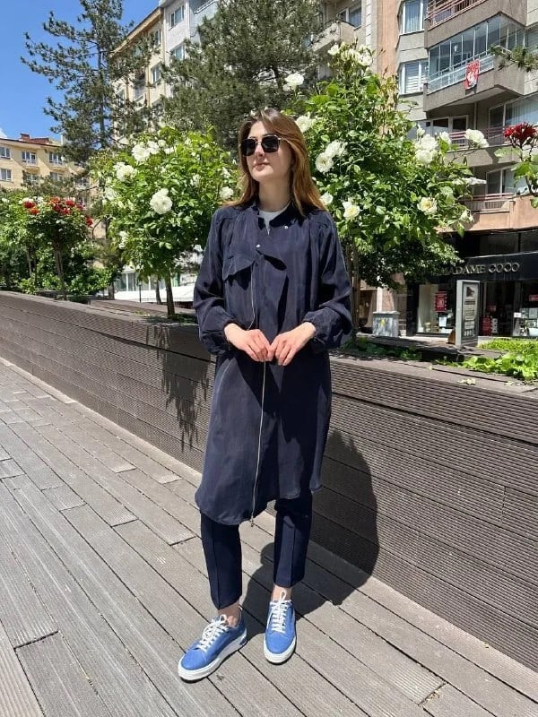 Misswhence 37410 Lacivert İpek Ara Boy Kap