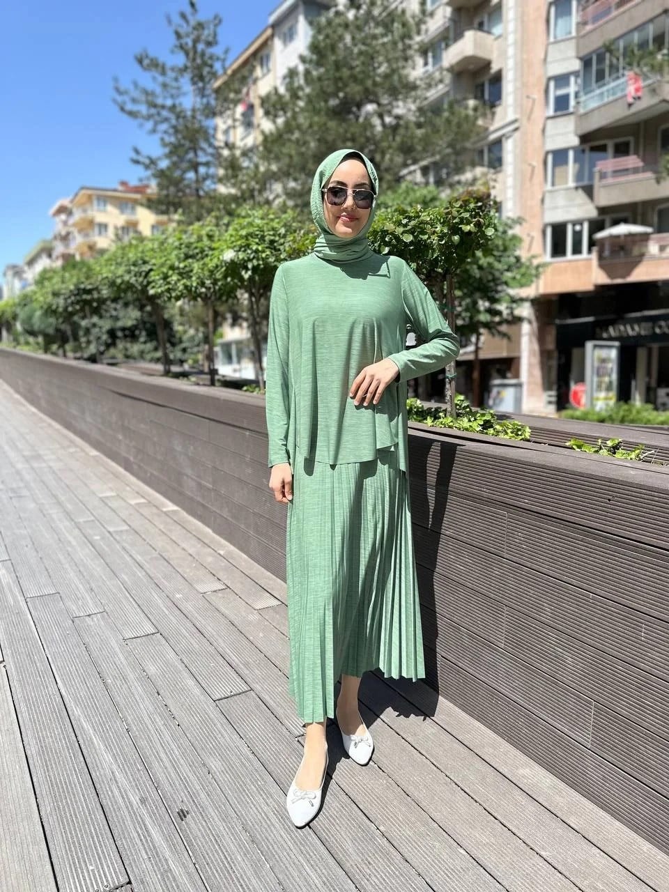 Noi 64164 Yeşil Elenay Etekli Takım