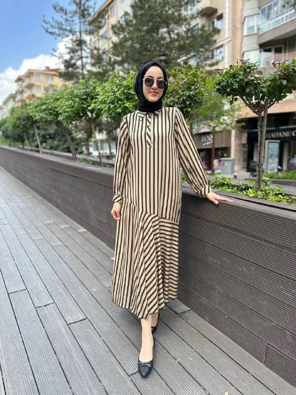 Noi 64205 Camel Çizgili Eteği Volanlı Gömlek Elbise