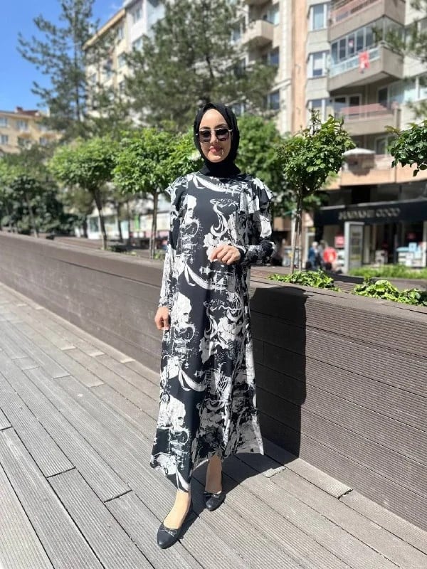 Noi 64214 Siyah Jarse Japanese Summer Desenli Omuzları Volanlı Elbise