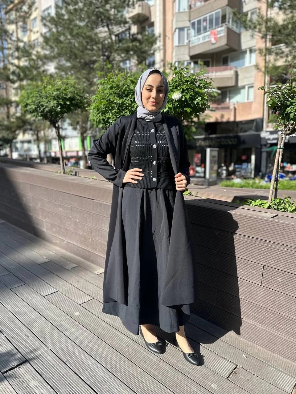 Noi 64342 Siyah Arkası Üçgen Şal Yaka Scuba Kap
