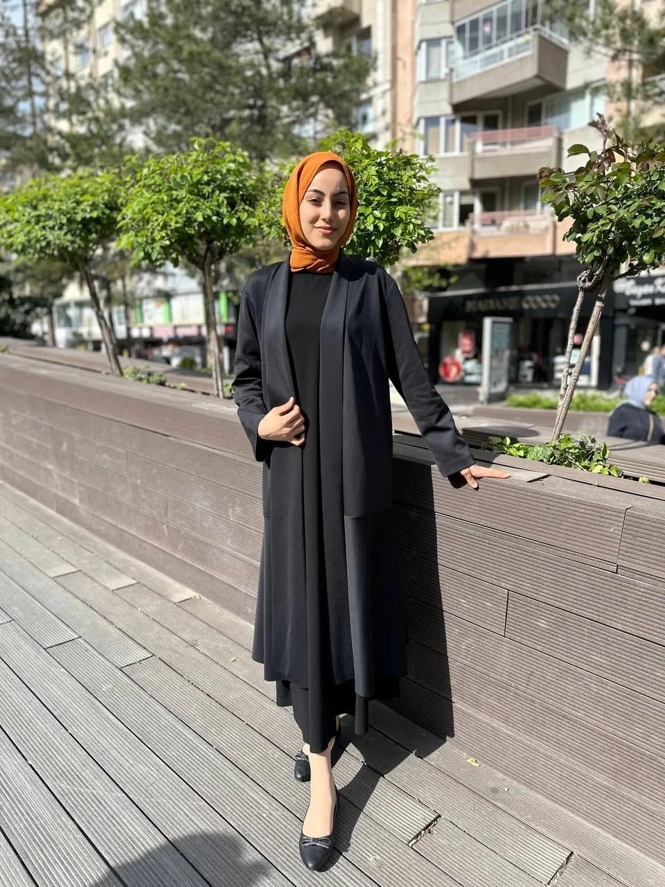 Noi 64343 Siyah Şal Yaka Eteği Volanlı Scuba Kap