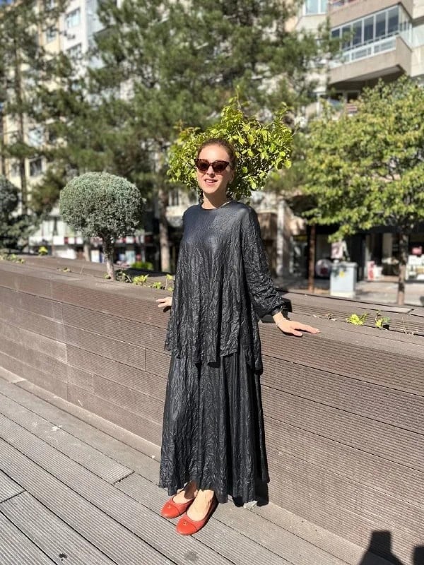 Noi 73115 Siyah Deri Kaplama Etekli Takım