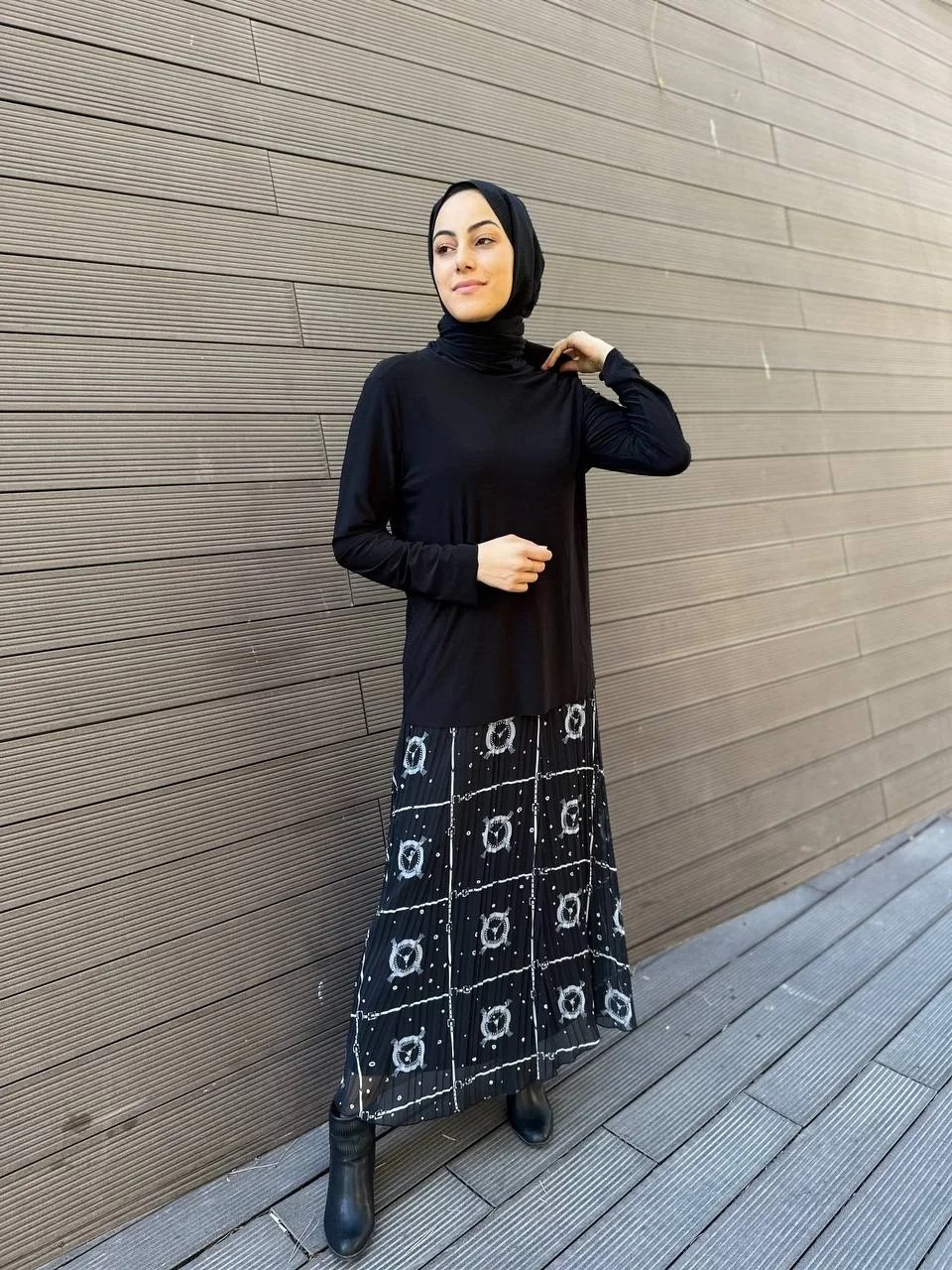 Noi 73157 Siyah Jarse Balıkçı Yaka Bluz