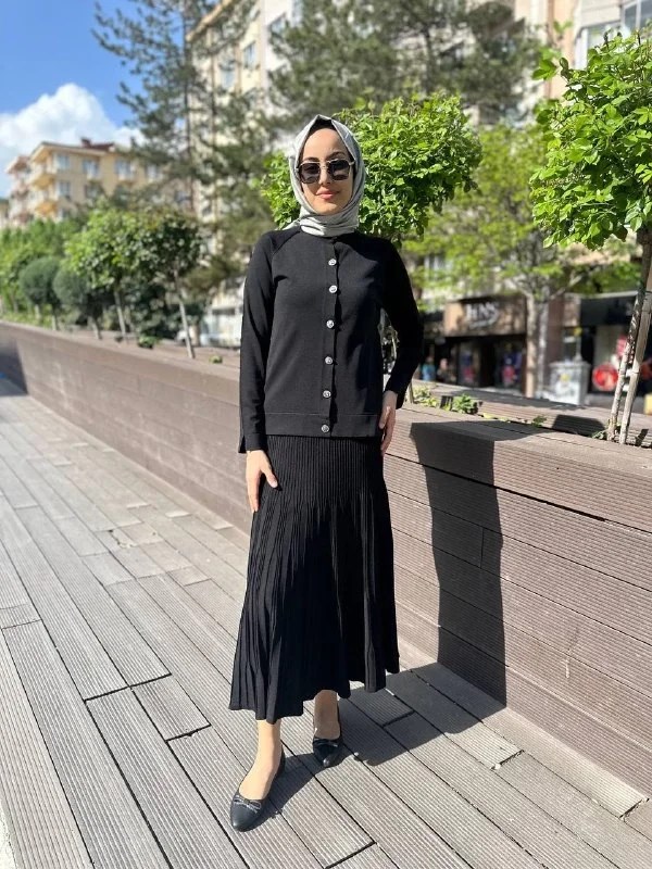 Nuss Triko 24K-1300 Siyah Etekli Triko Takım
