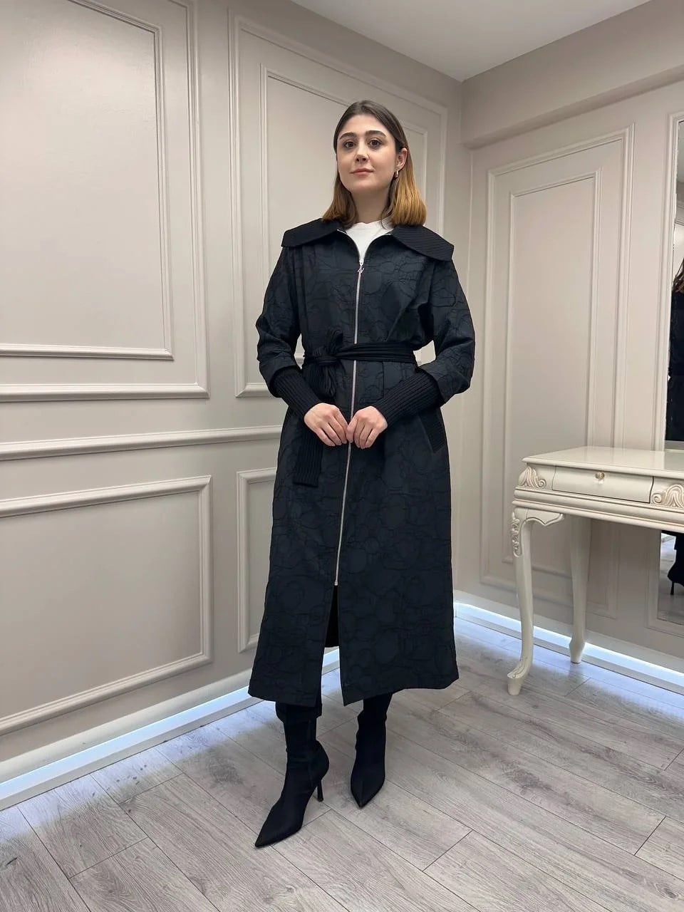 Nuss Triko 26Y6047 Siyah Yanları Yırtmaçlı Kap